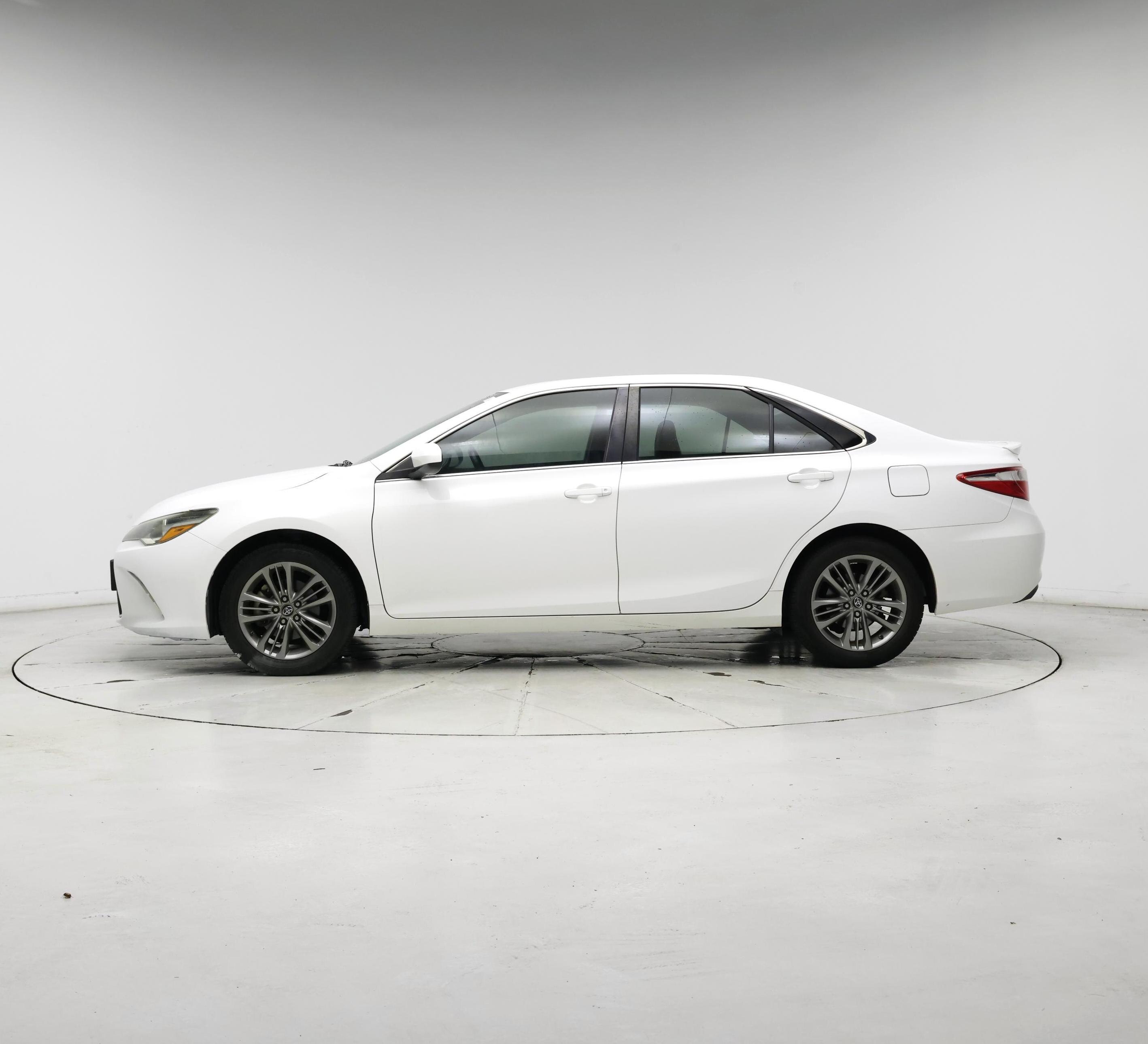 Thumbnail: 2017 Toyota Camry - 3