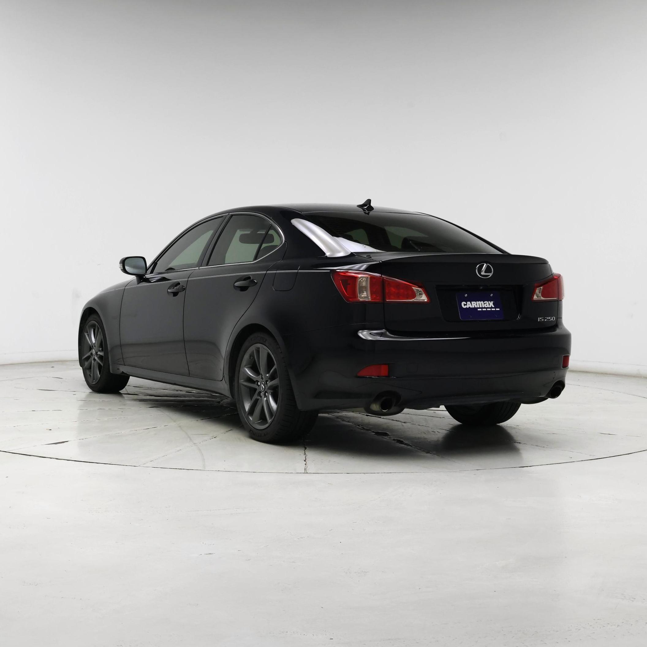 Thumbnail: 2013 Lexus IS - 2