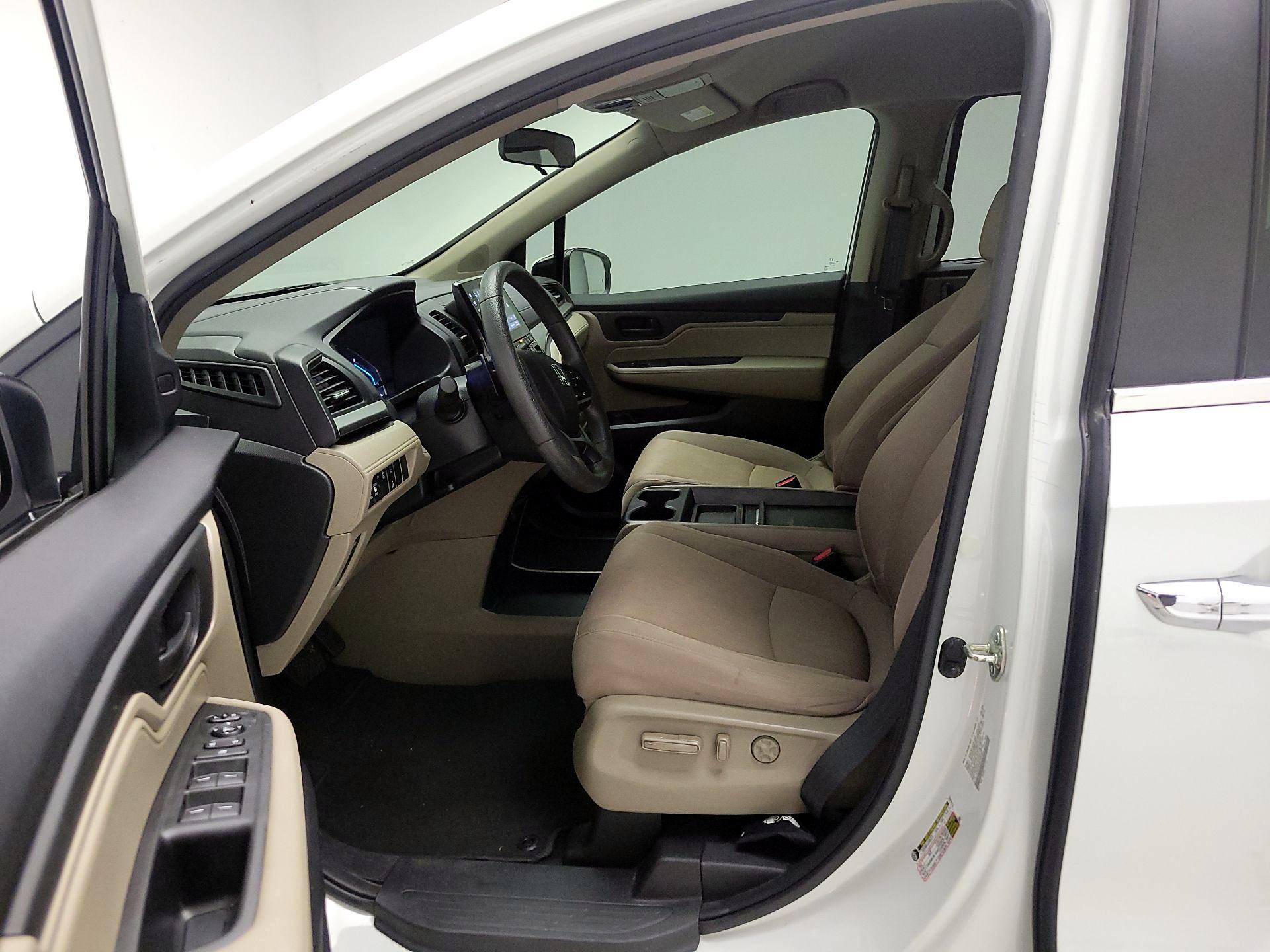 Thumbnail: 2020 Honda Odyssey - 11
