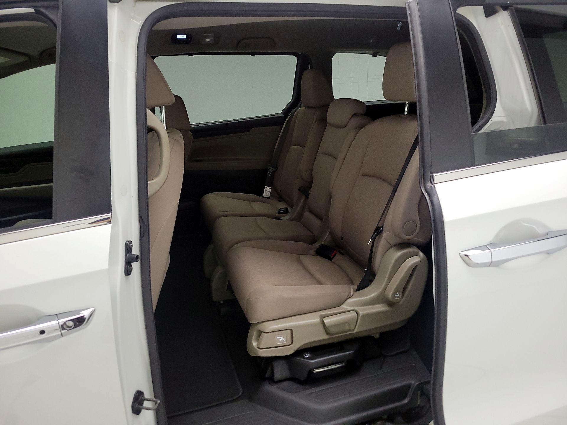Thumbnail: 2020 Honda Odyssey - 19