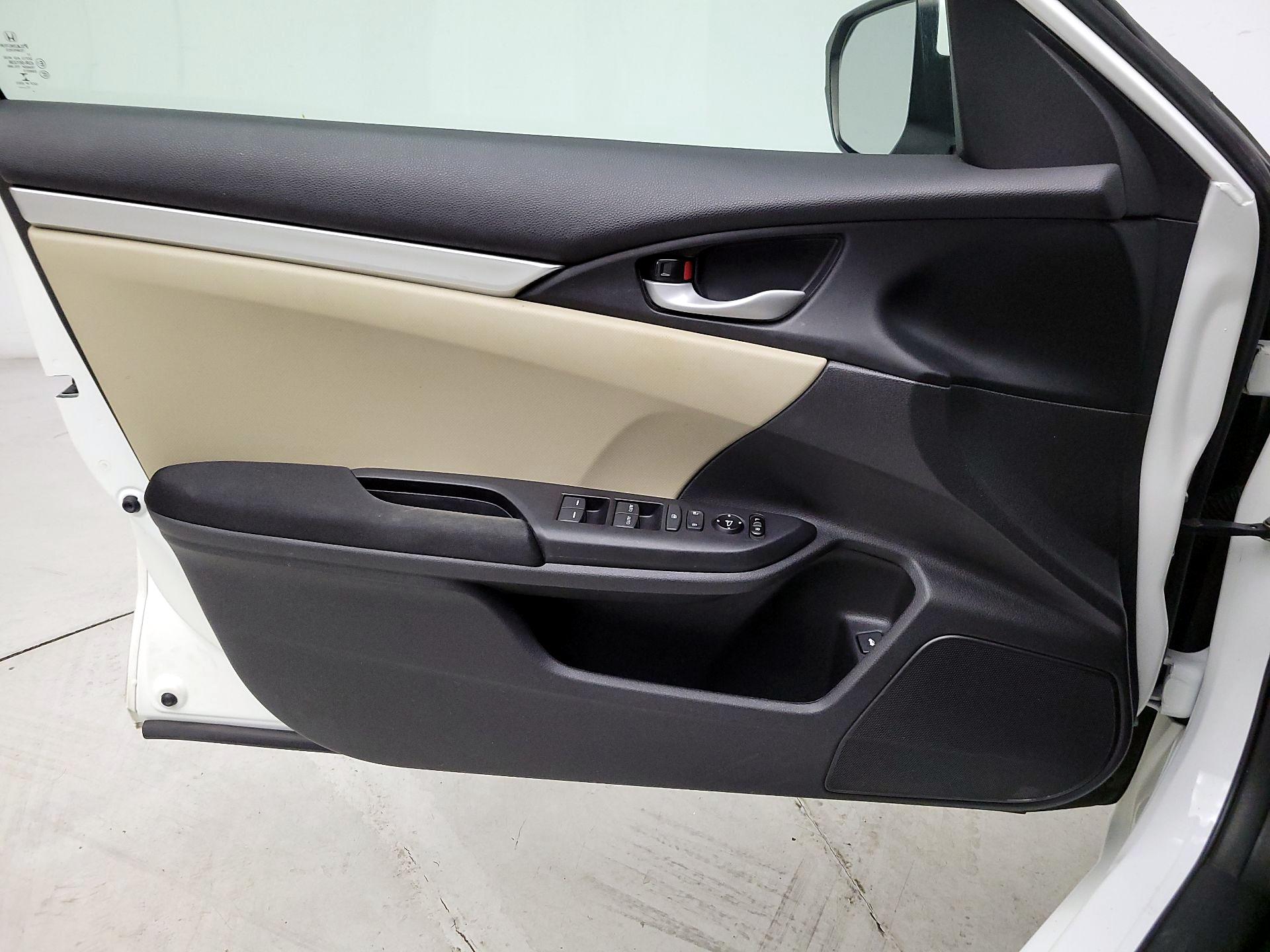 Thumbnail: 2018 Honda Civic - 12