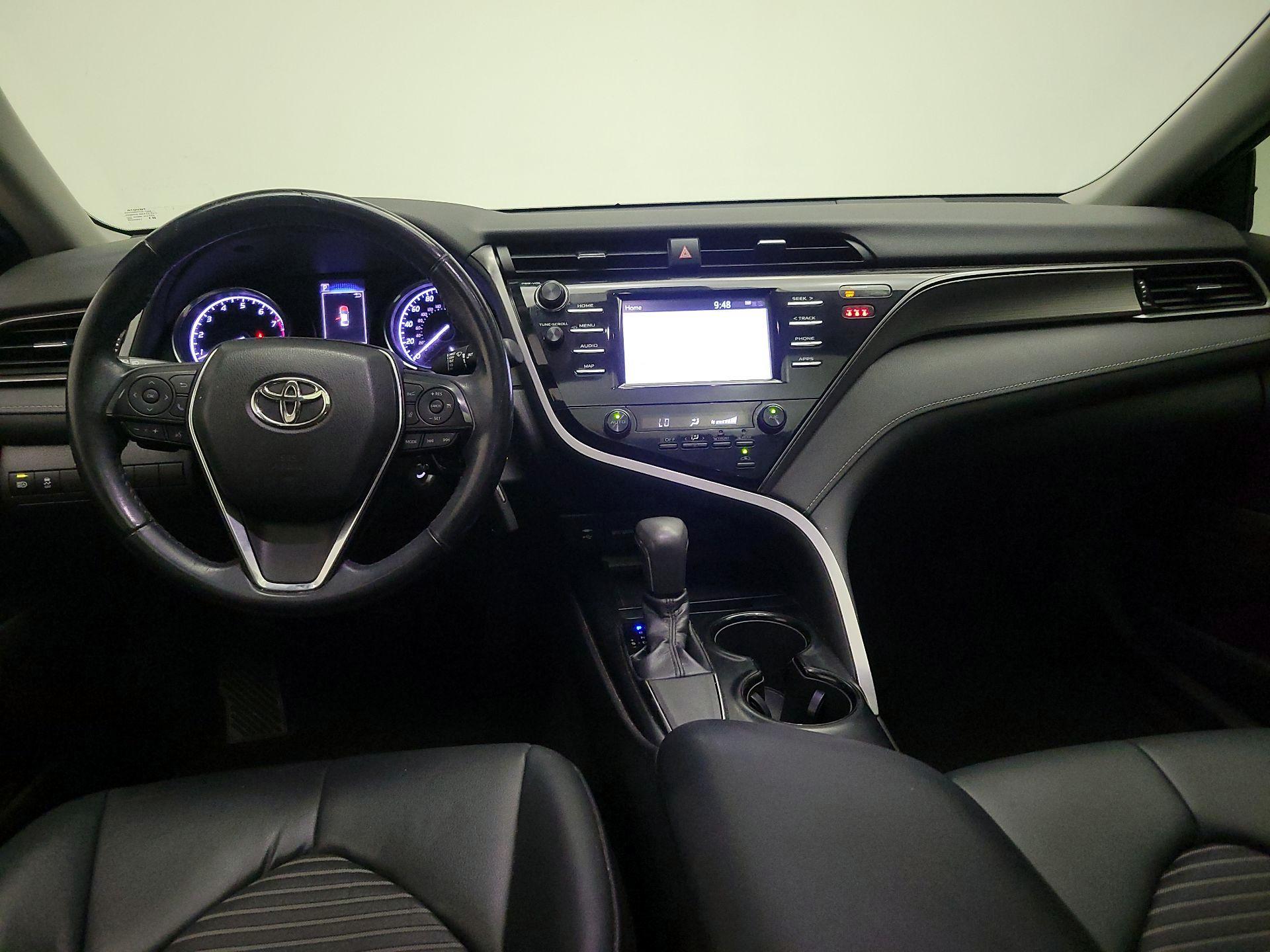 Thumbnail: 2019 Toyota Camry - 9