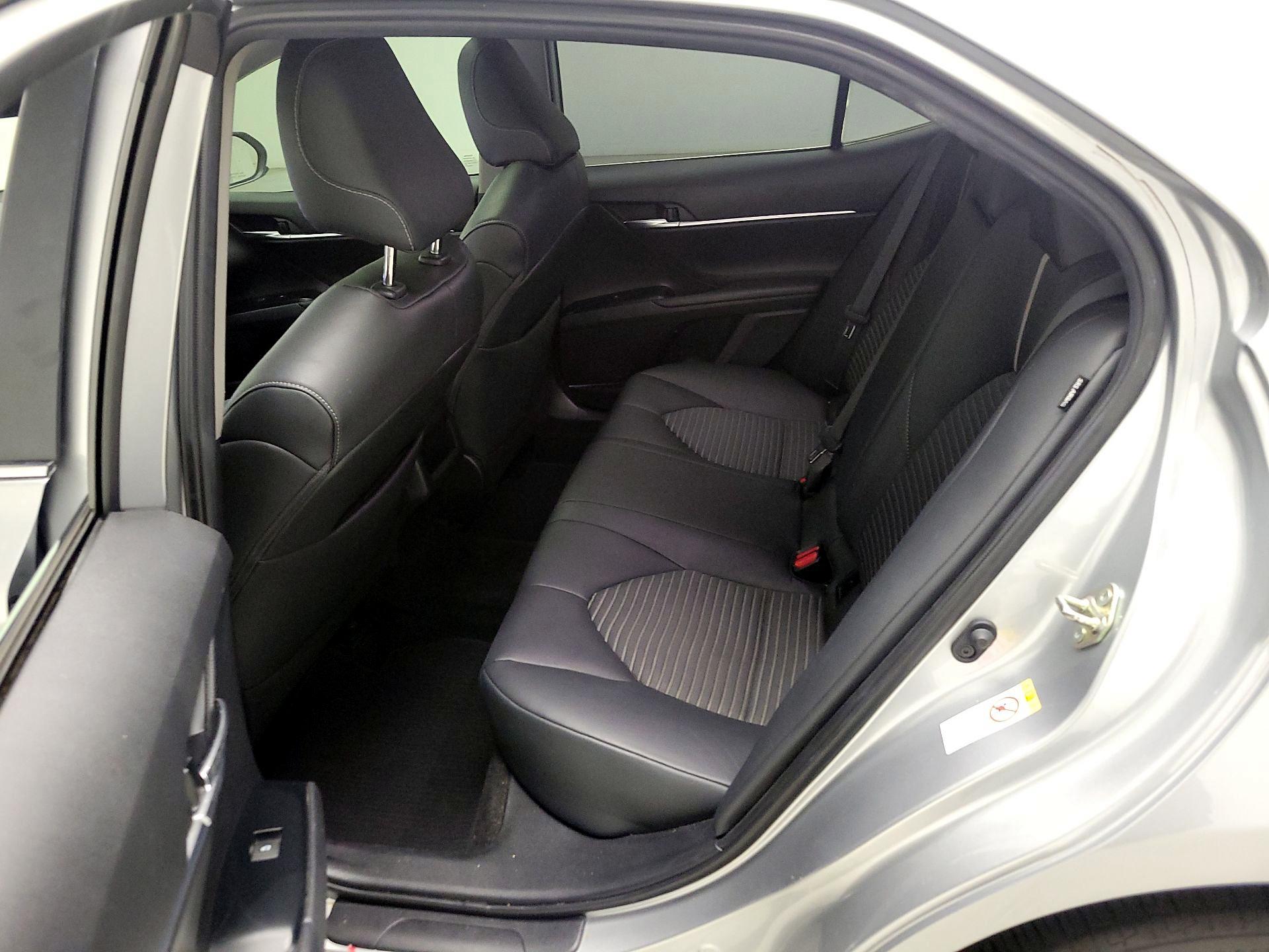 Thumbnail: 2019 Toyota Camry - 20