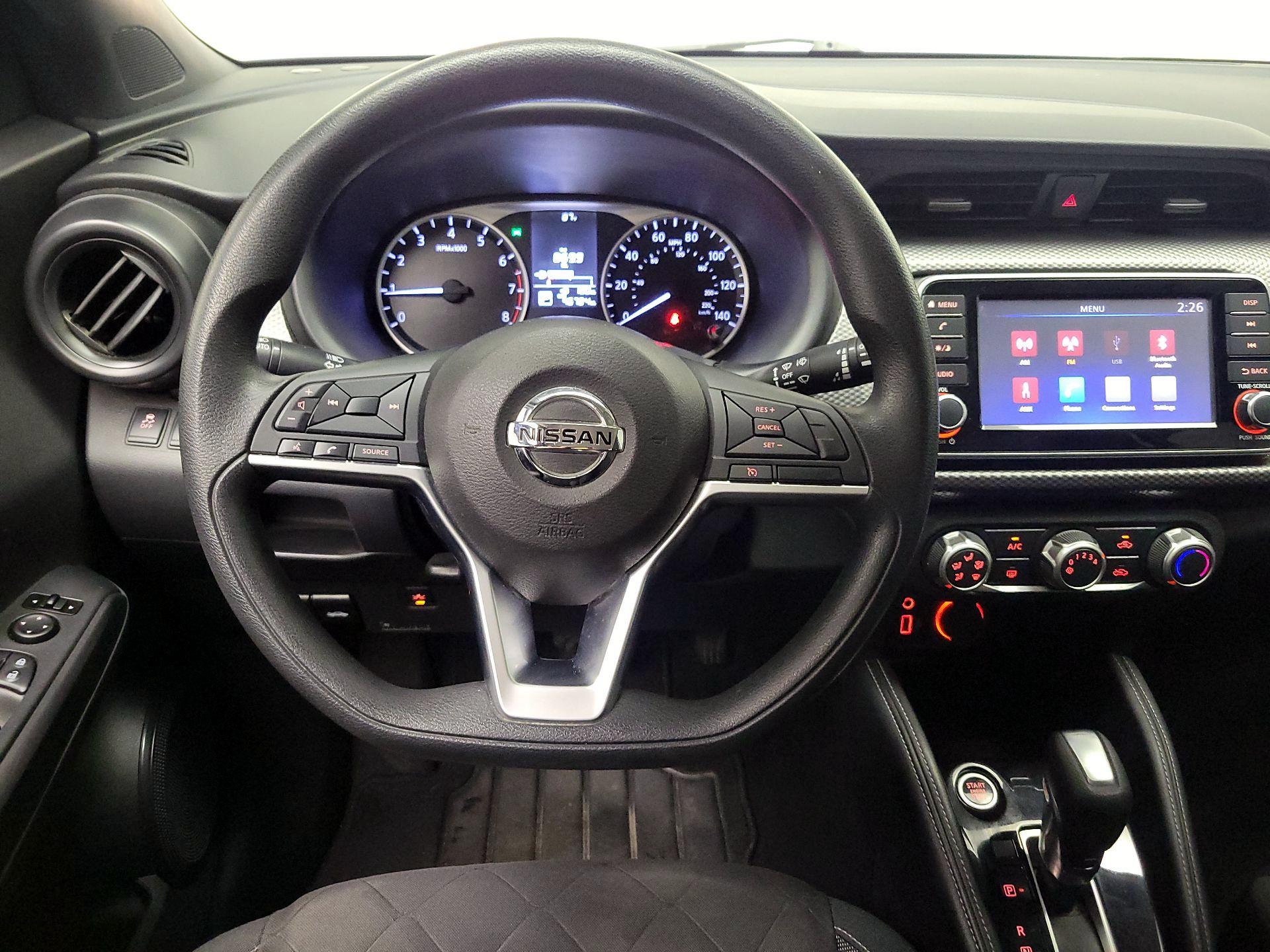 Thumbnail: 2019 Nissan Kicks - 10