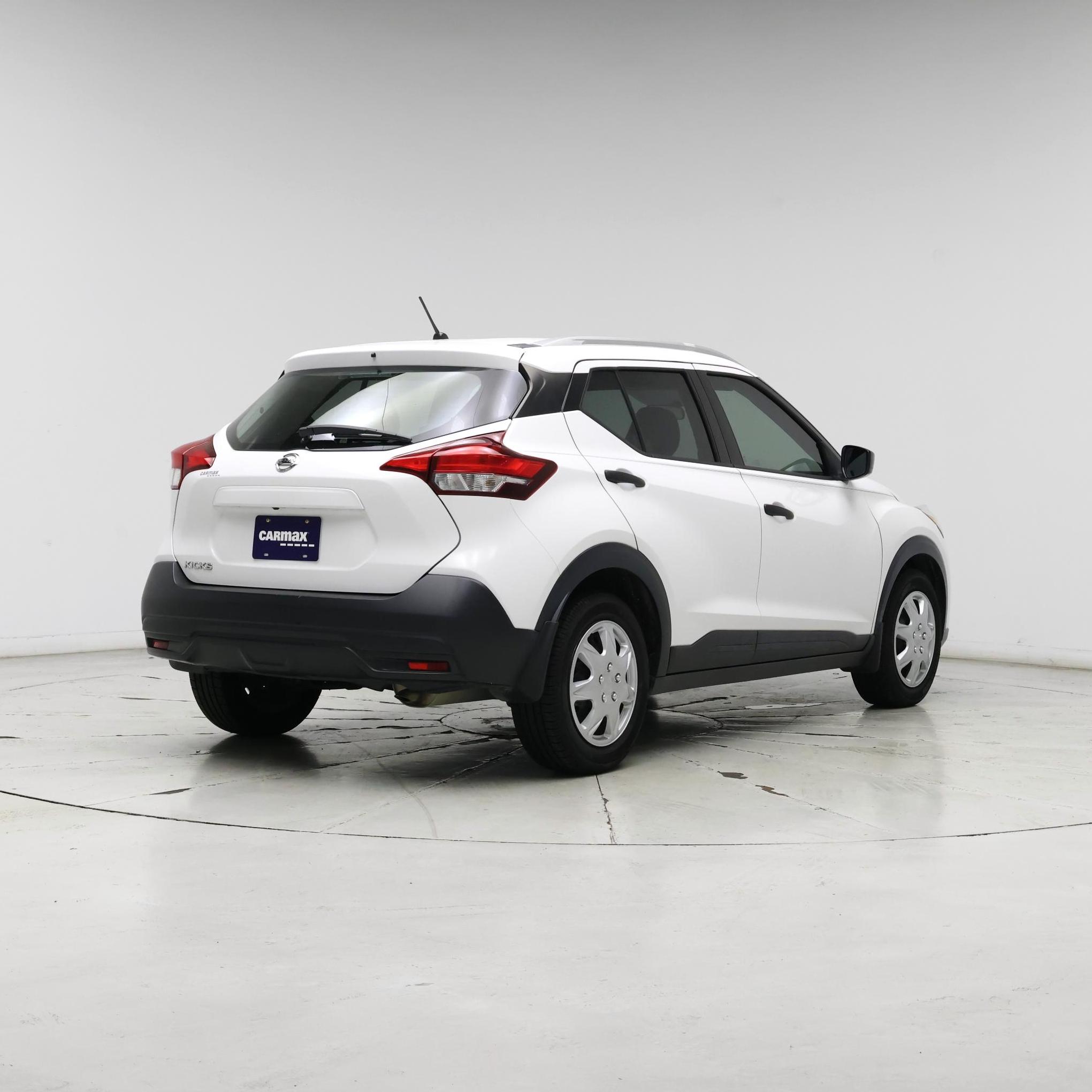 Thumbnail: 2019 Nissan Kicks - 8