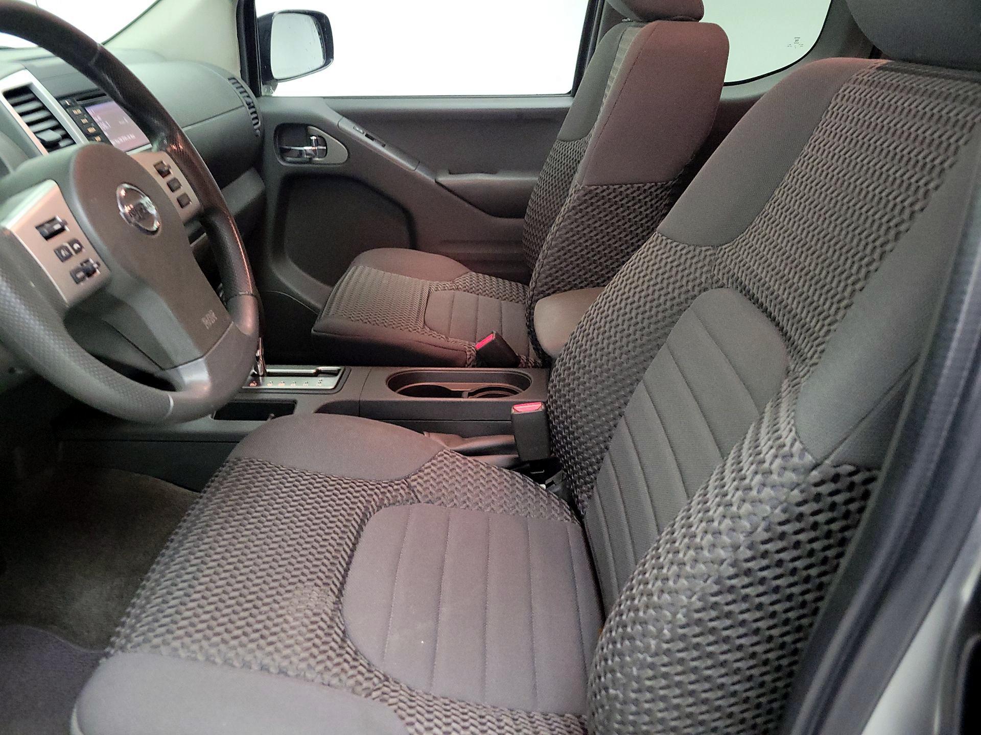 Thumbnail: 2015 Nissan Frontier - 11