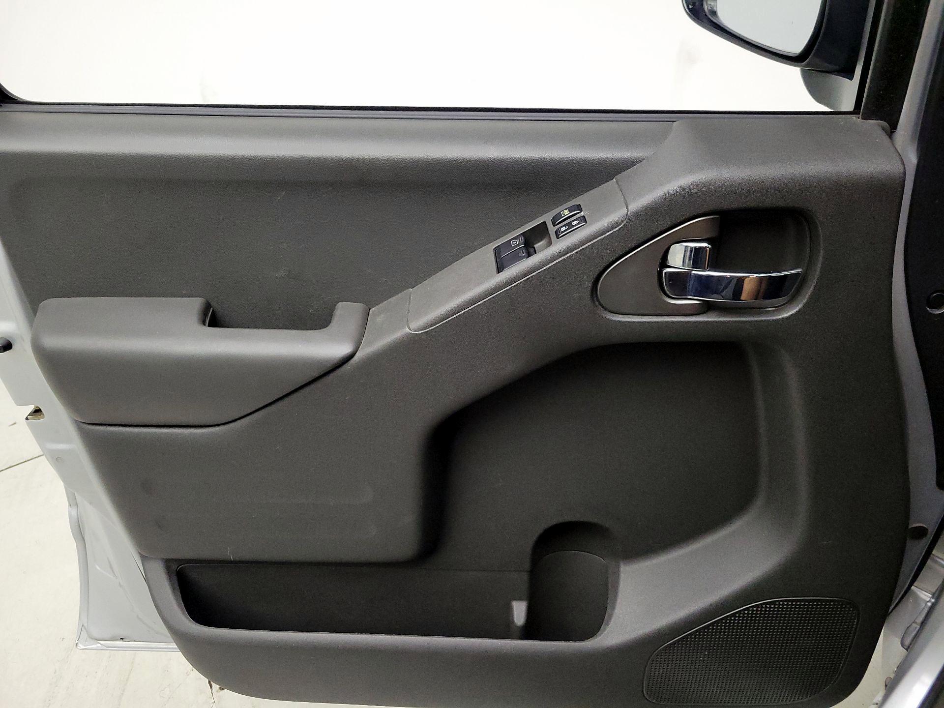 Thumbnail: 2015 Nissan Frontier - 12