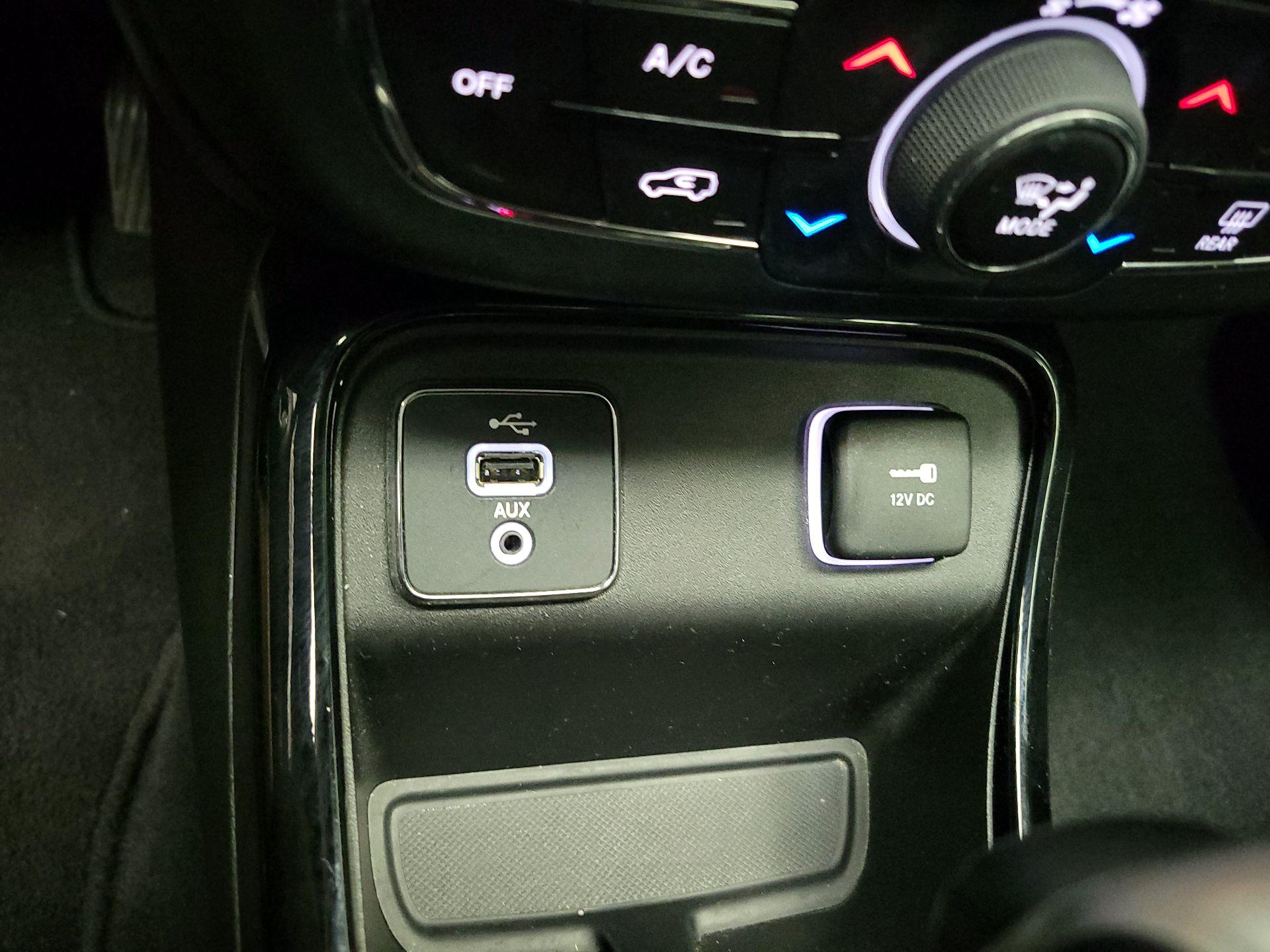 Thumbnail: 2018 Jeep Compass - 19