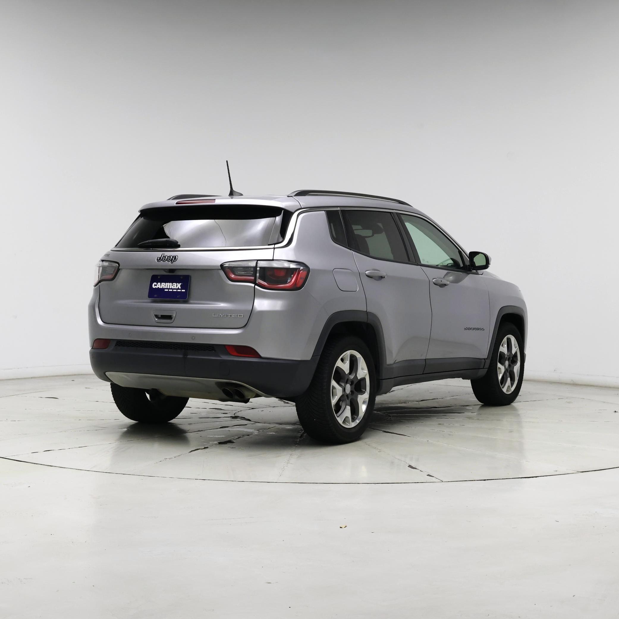 Thumbnail: 2018 Jeep Compass - 8