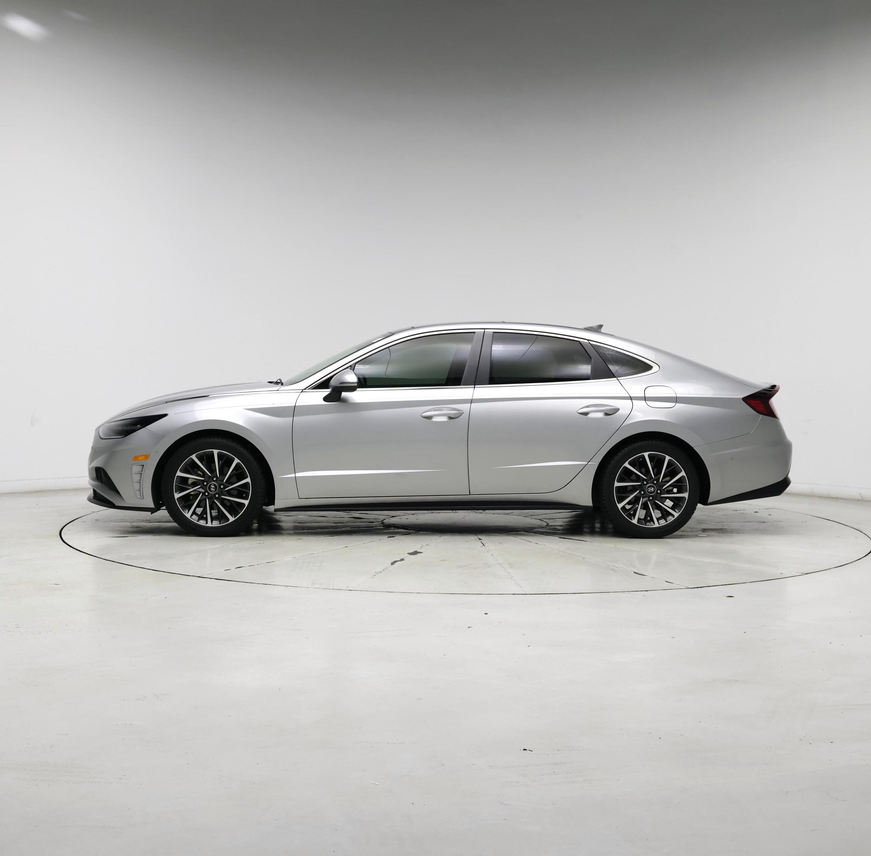 Thumbnail: 2020 Hyundai Sonata - 3