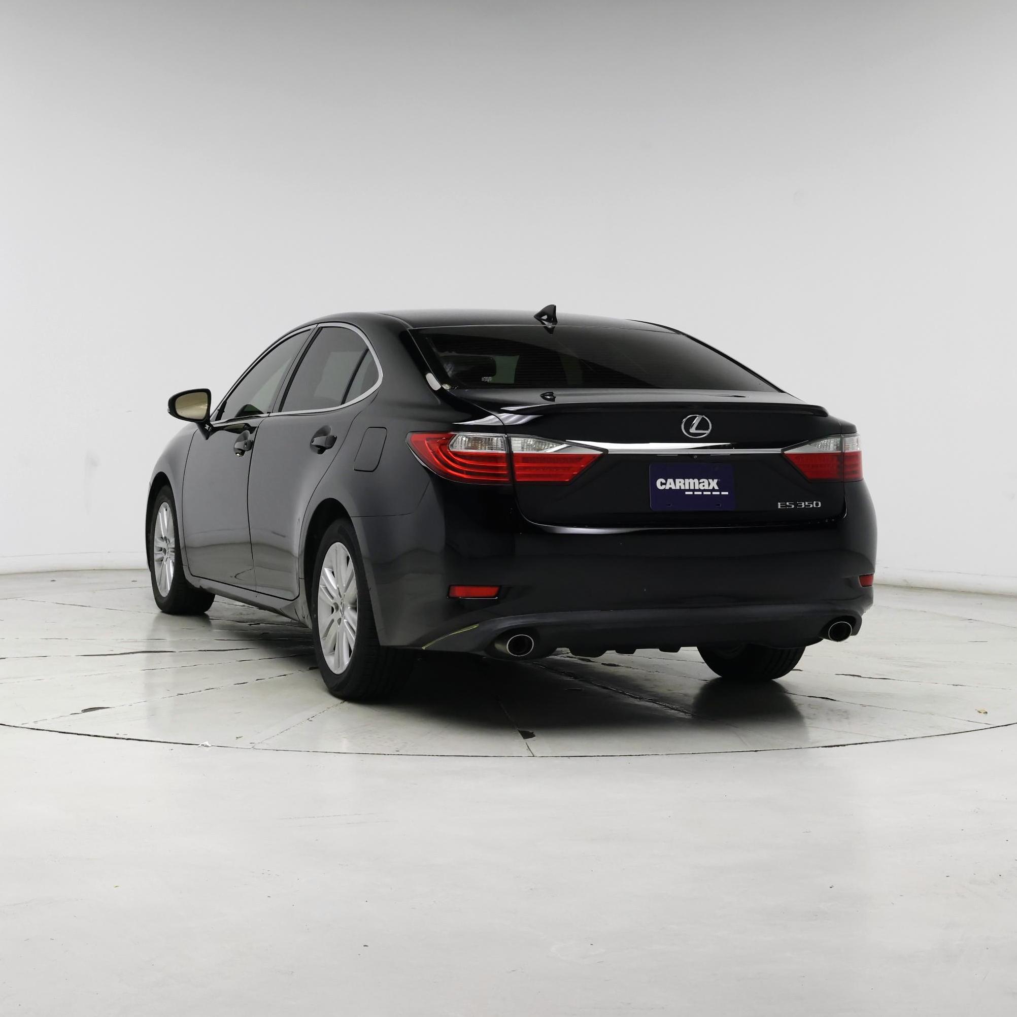 Thumbnail: 2015 Lexus ES - 2