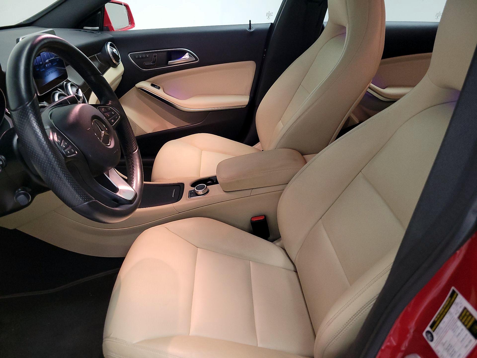 Thumbnail: 2015 Mercedes-Benz CLA - 11