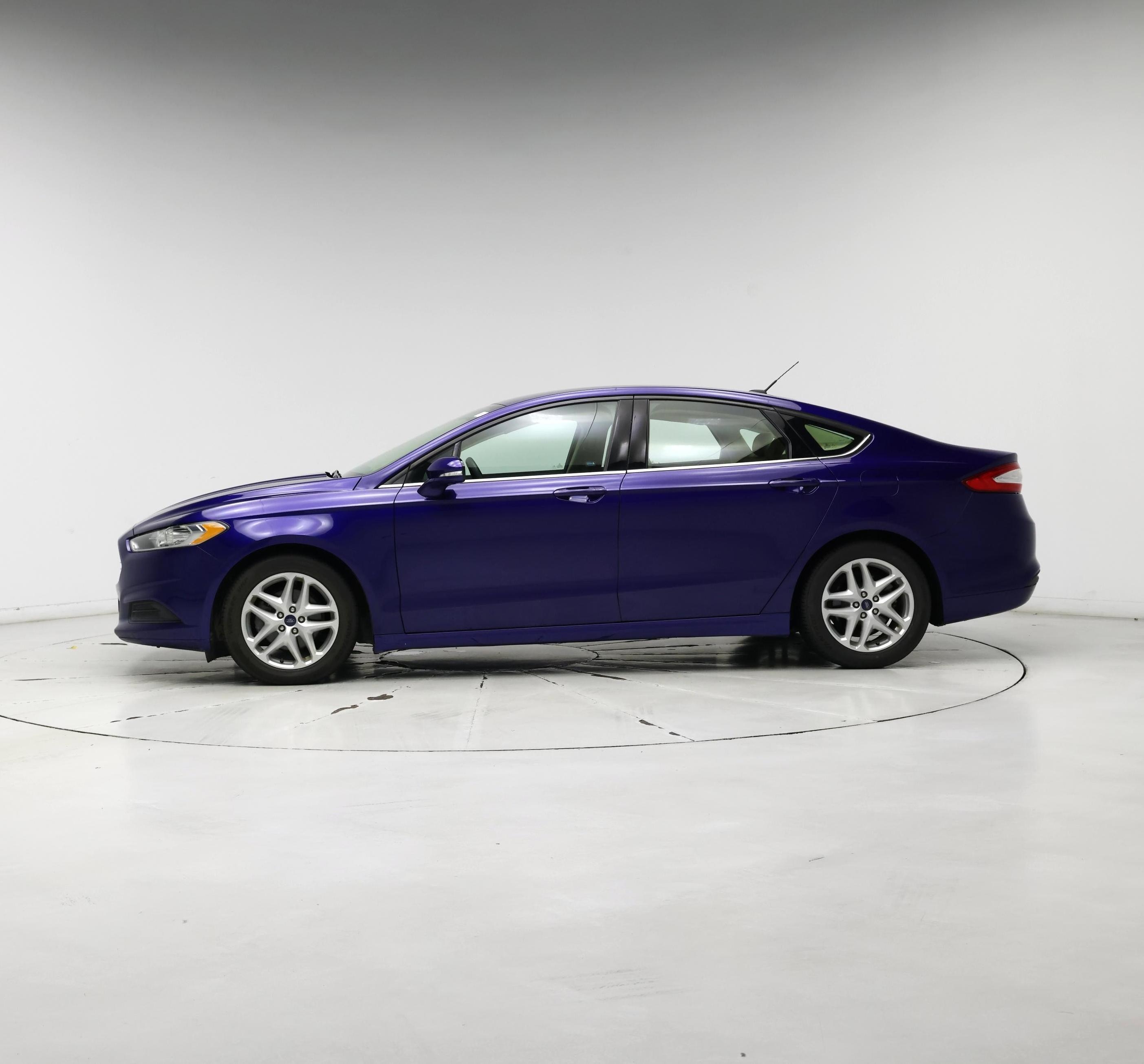 Thumbnail: 2015 Ford Fusion - 3
