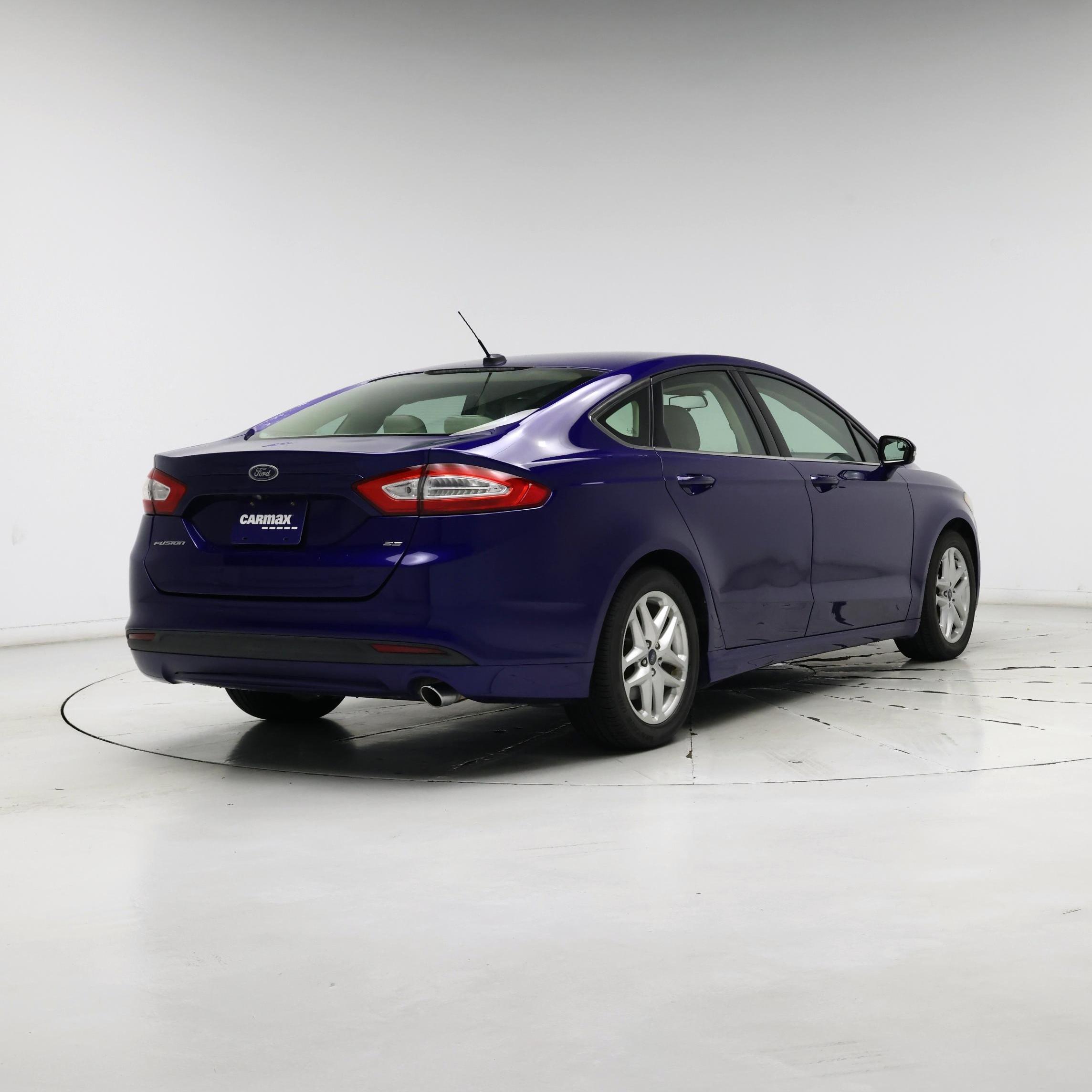 Thumbnail: 2015 Ford Fusion - 8