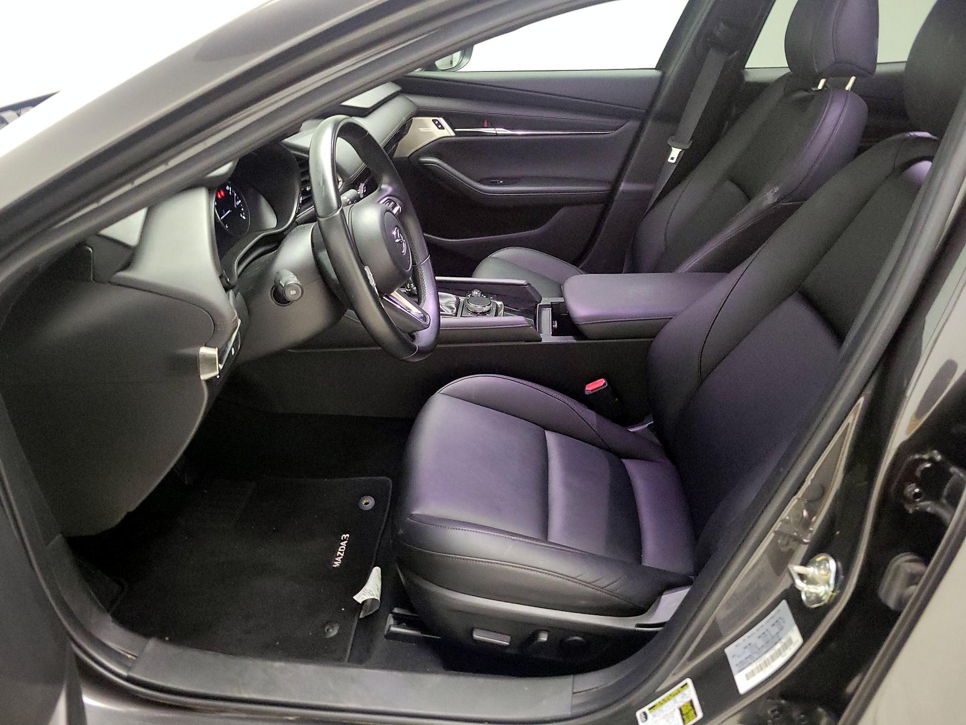 Thumbnail: 2019 Mazda Mazda3 - 11