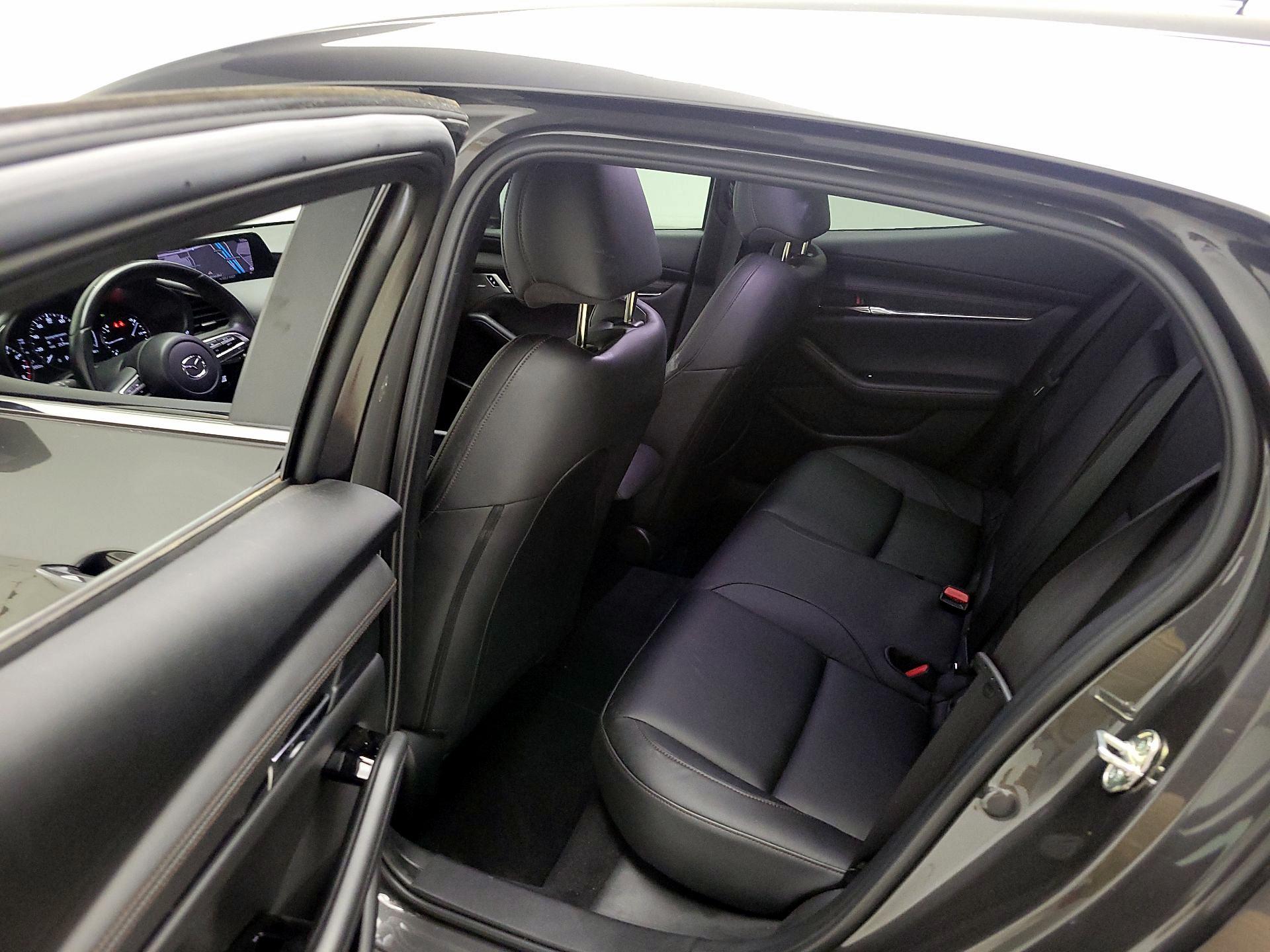 Thumbnail: 2019 Mazda Mazda3 - 20