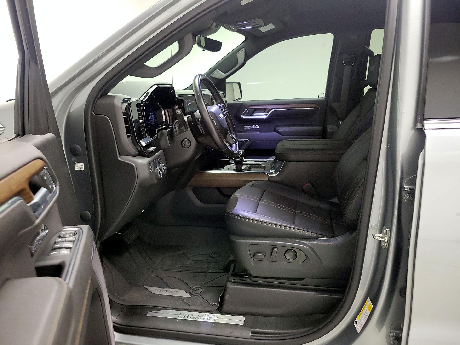 Thumbnail: 2023 Chevrolet Silverado 1500 - 11