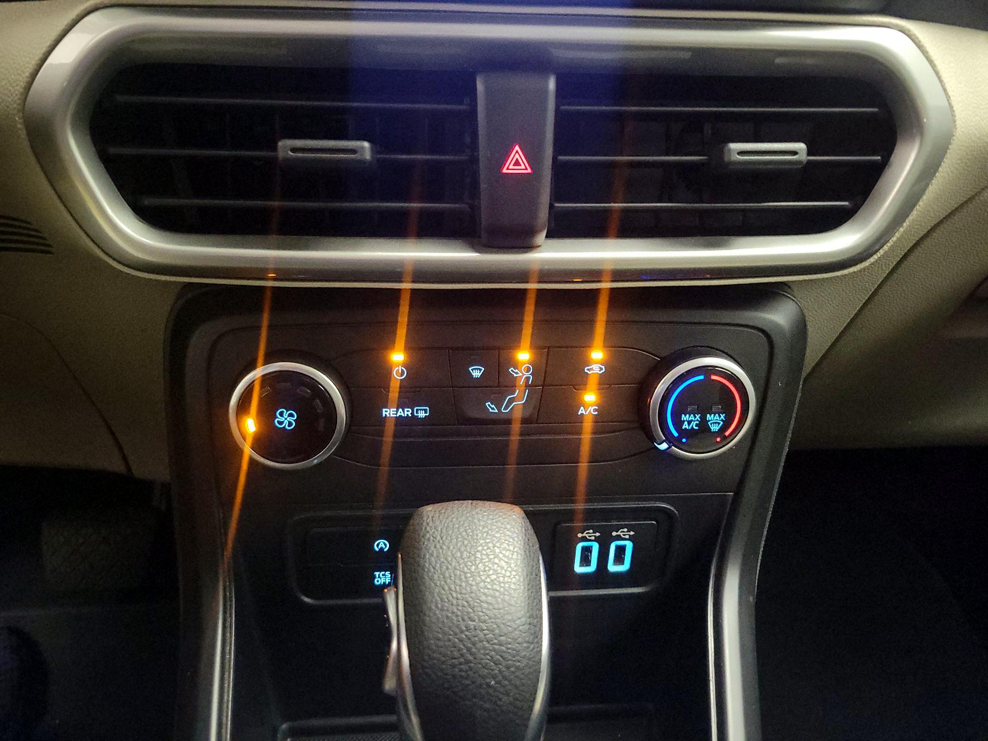 Thumbnail: 2019 Ford EcoSport - 16