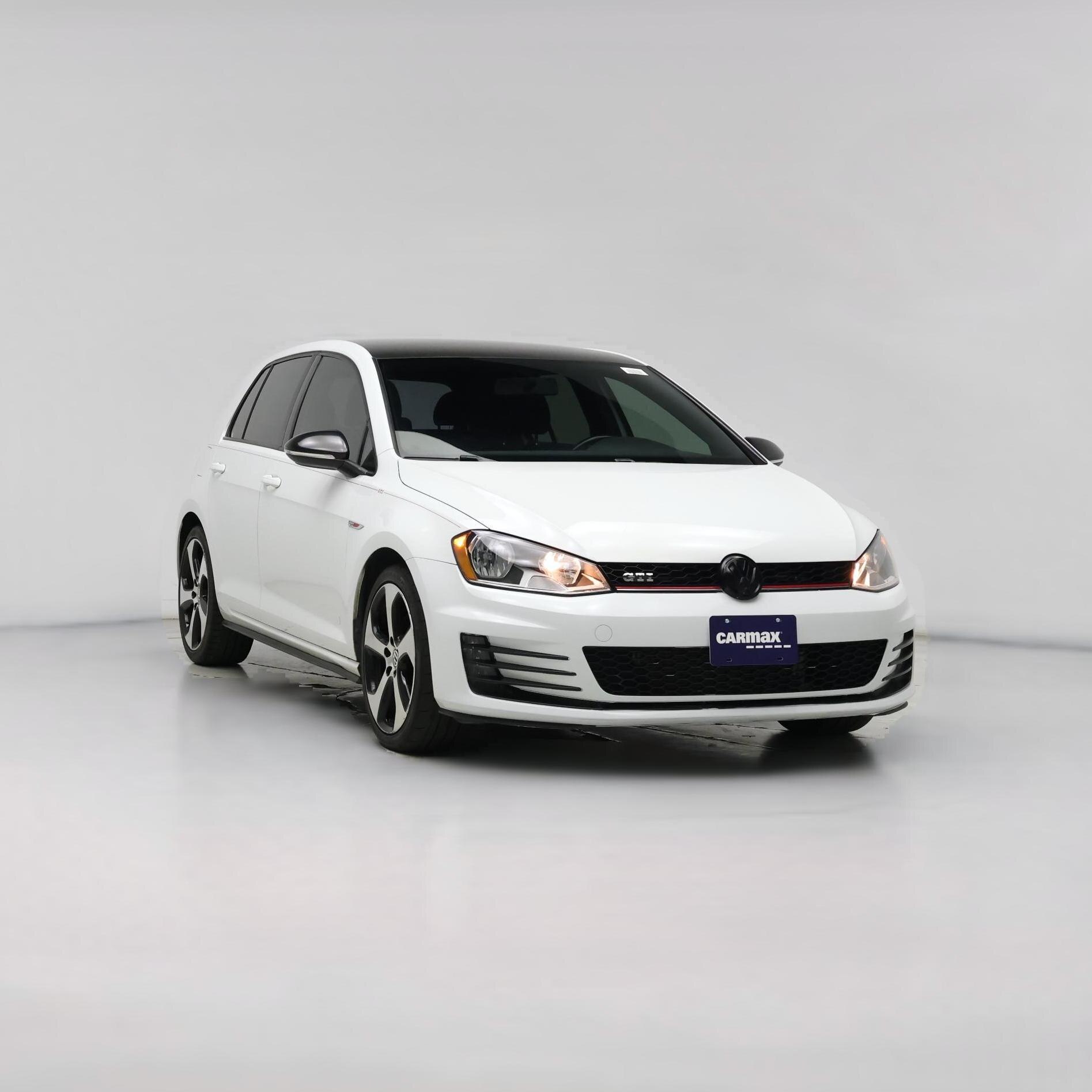 Thumbnail: 2017 Volkswagen Golf - 1