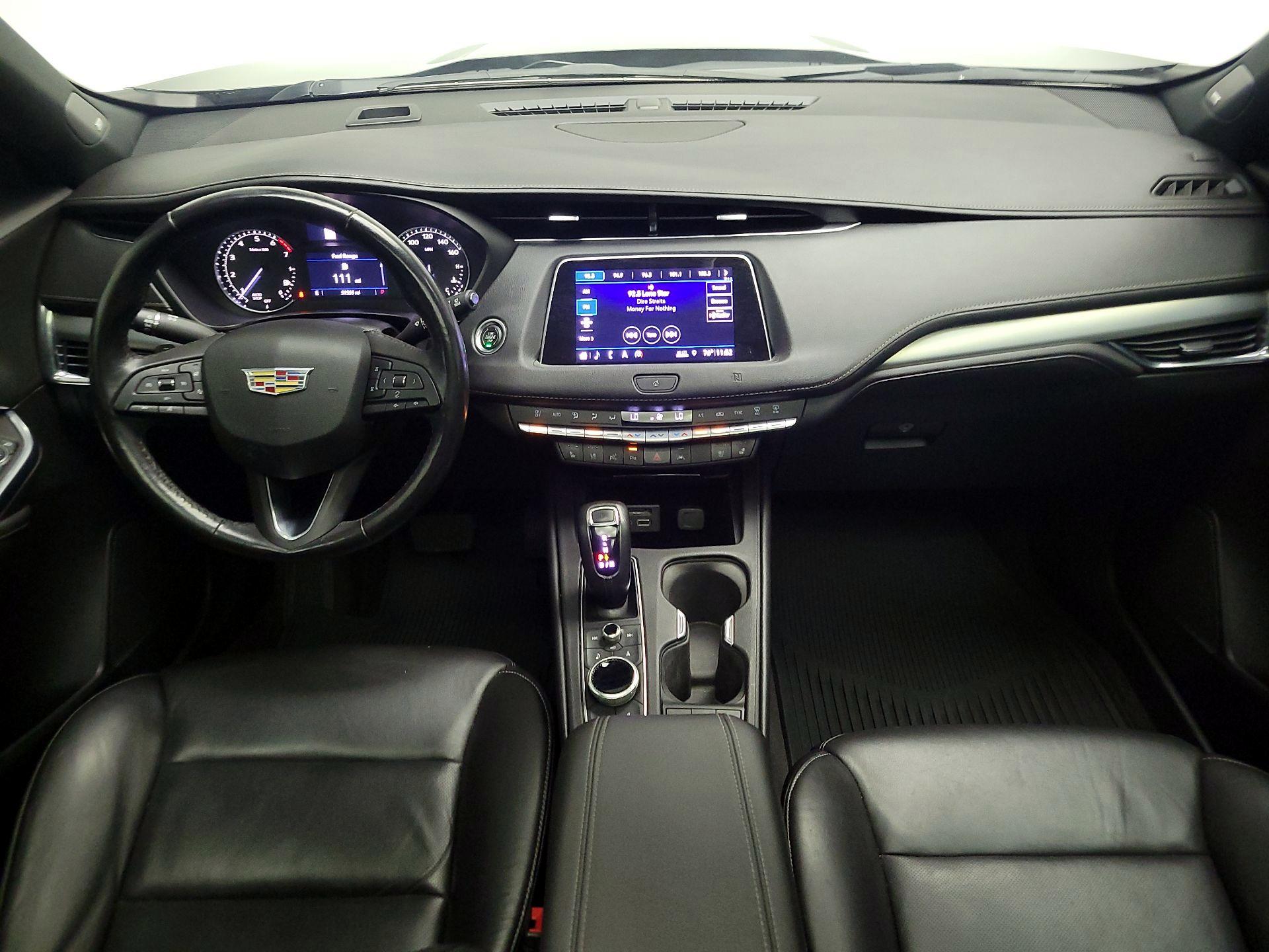 Thumbnail: 2019 Cadillac XT4 - 9