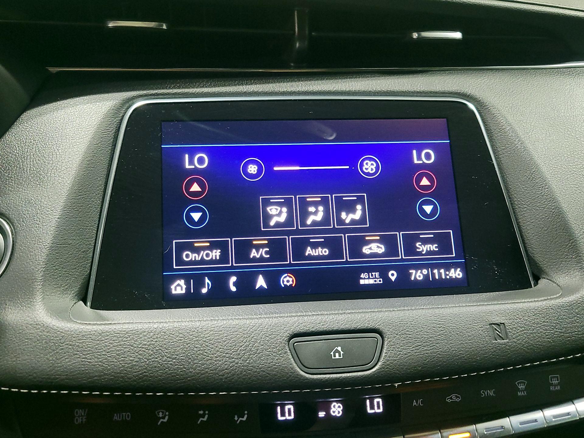 Thumbnail: 2019 Cadillac XT4 - 16