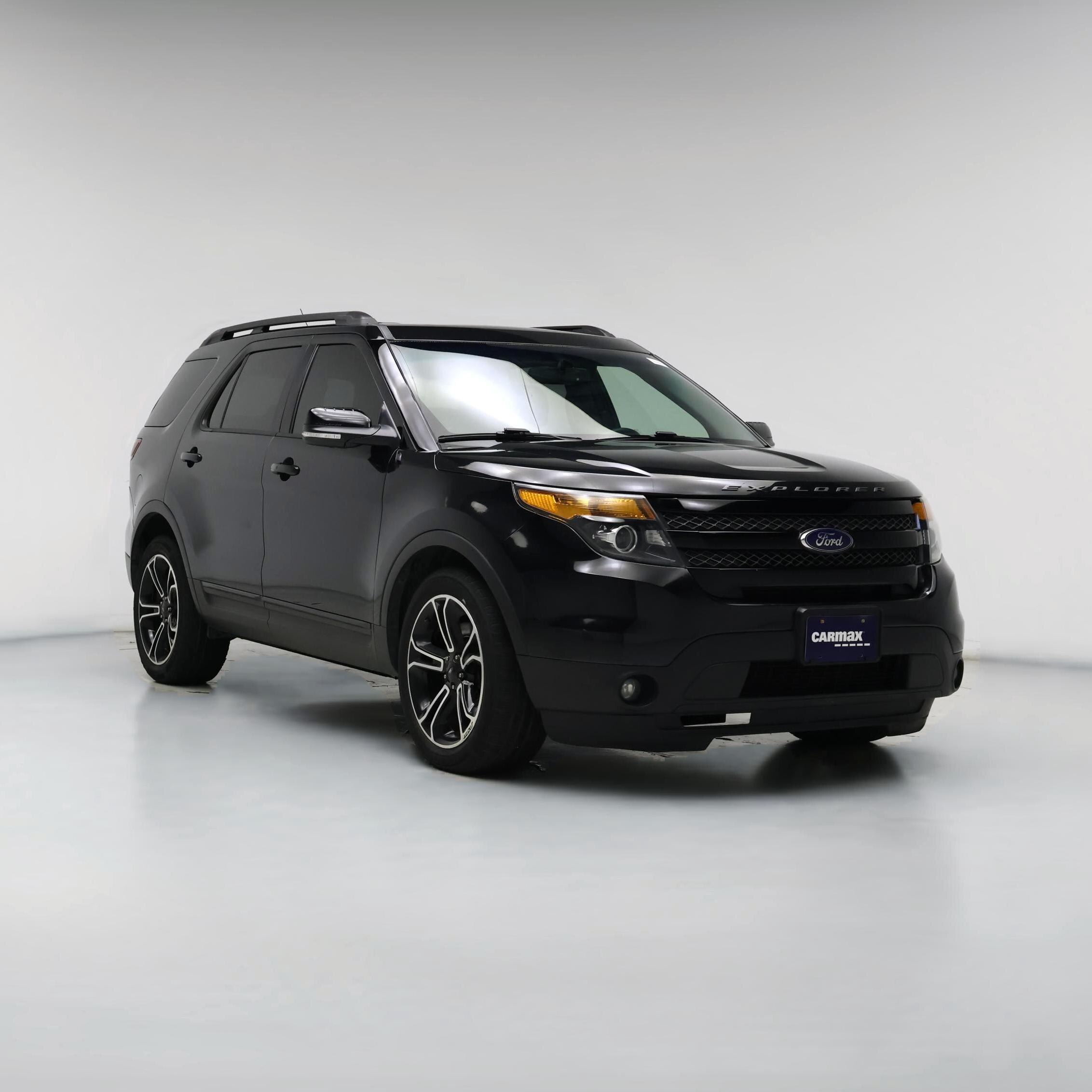 Thumbnail: 2015 Ford Explorer - 1