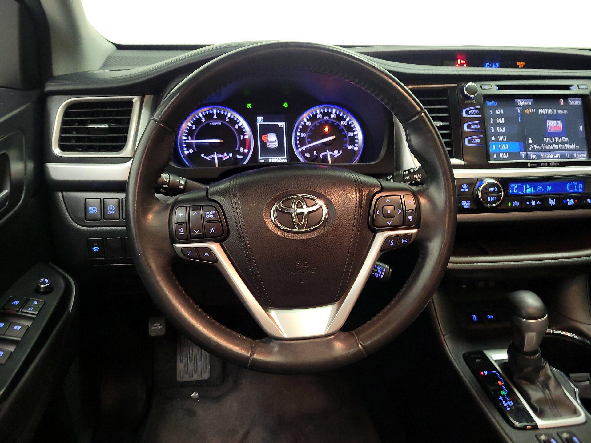 Thumbnail: 2018 Toyota Highlander - 10