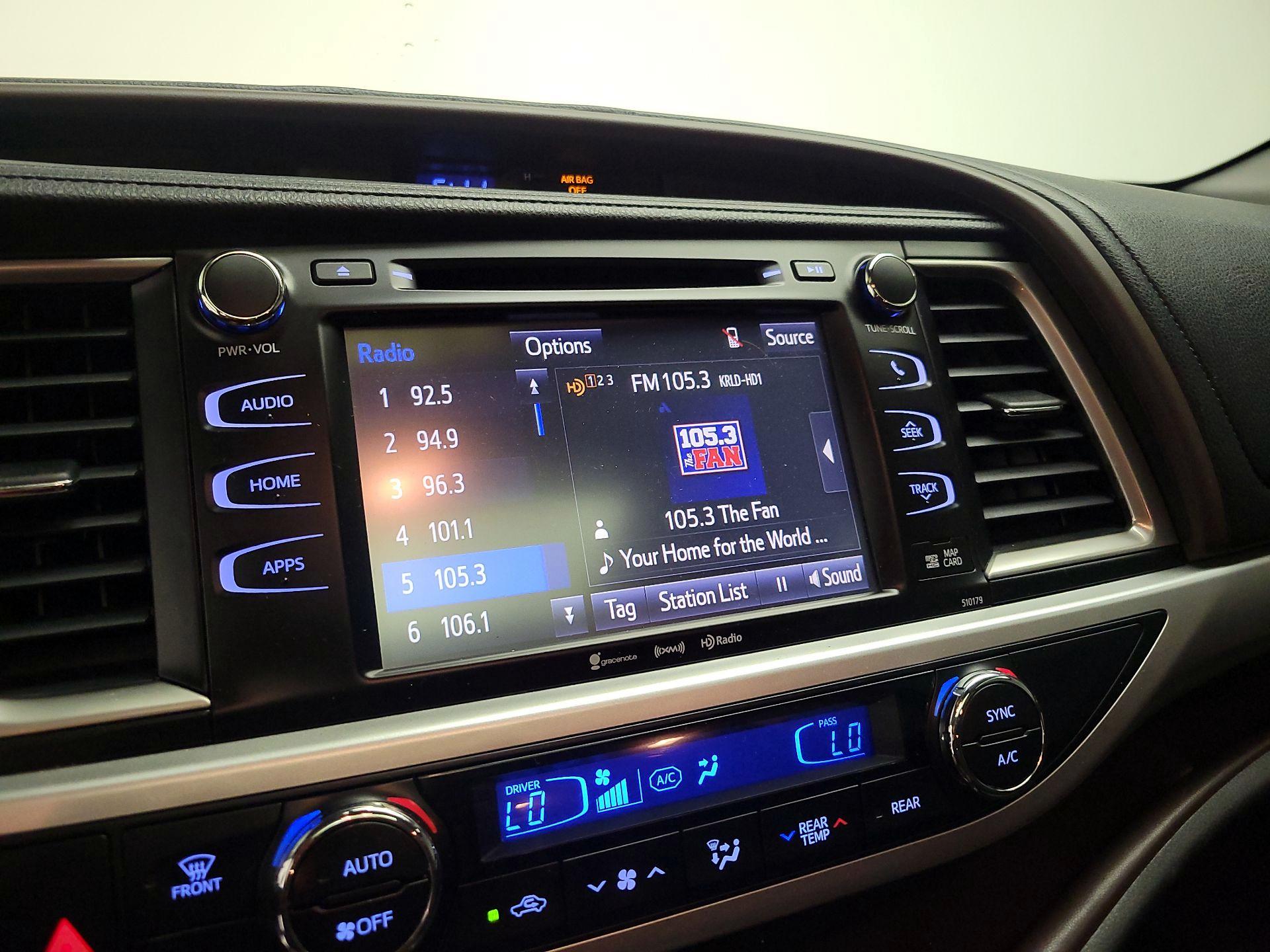 Thumbnail: 2018 Toyota Highlander - 15