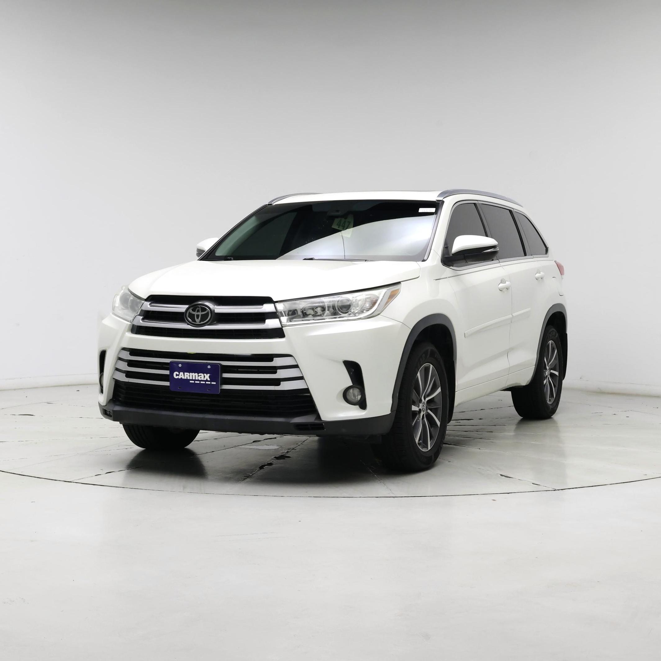 Thumbnail: 2018 Toyota Highlander - 4