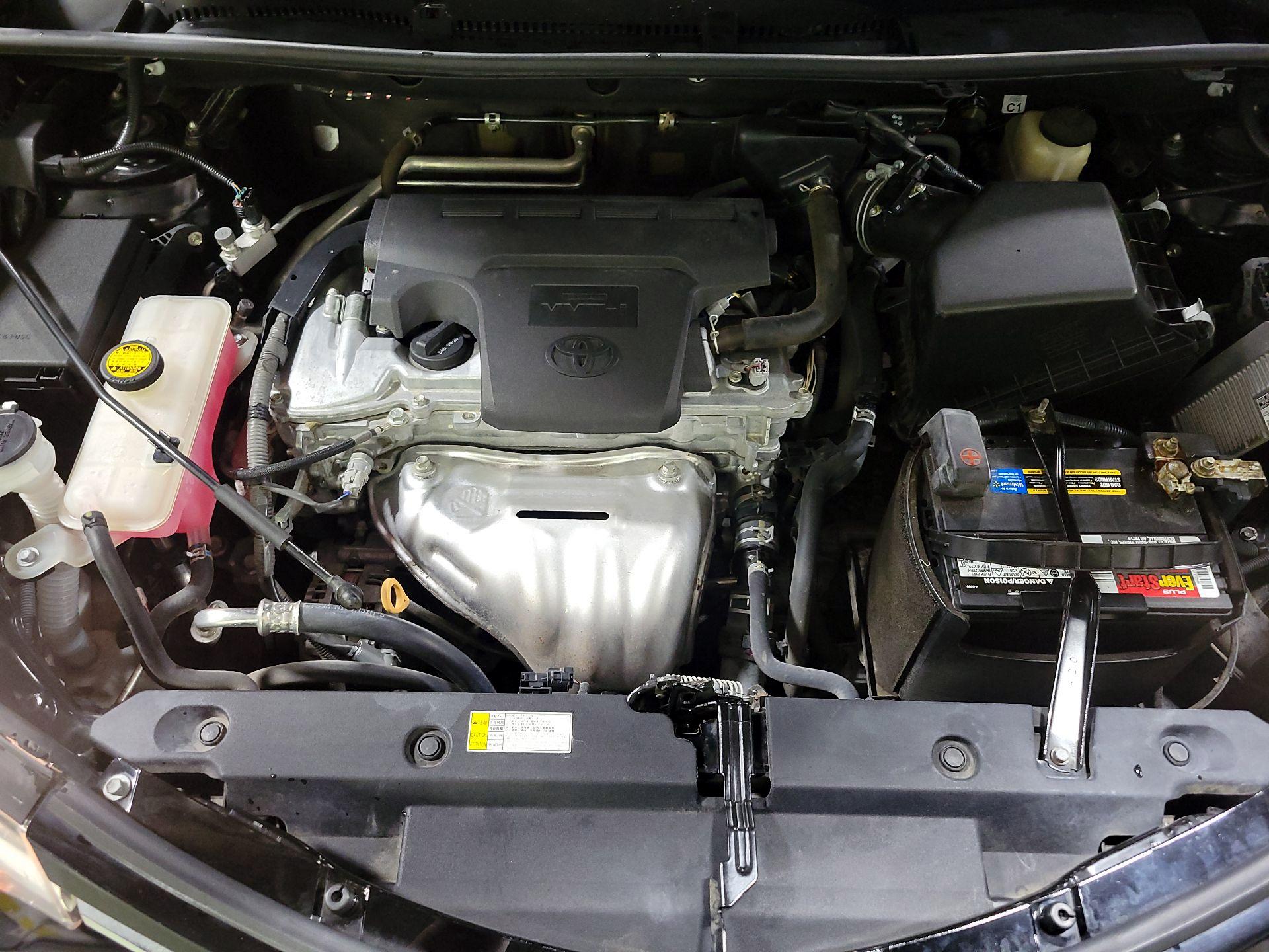 Thumbnail: 2017 Toyota RAV4 - 20