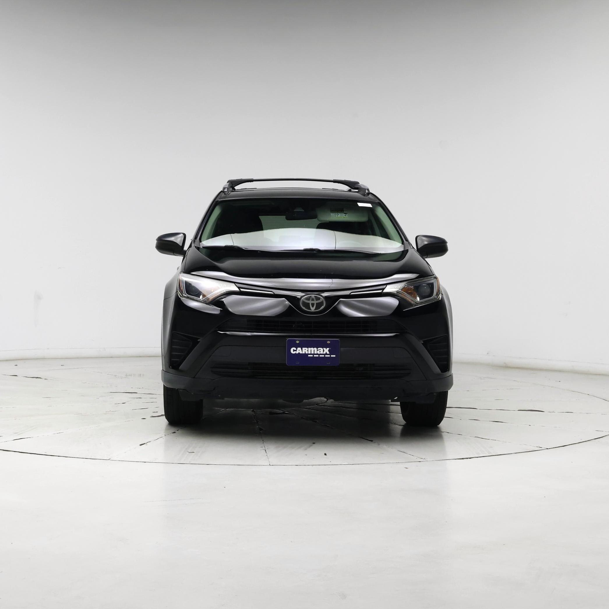 Thumbnail: 2017 Toyota RAV4 - 5