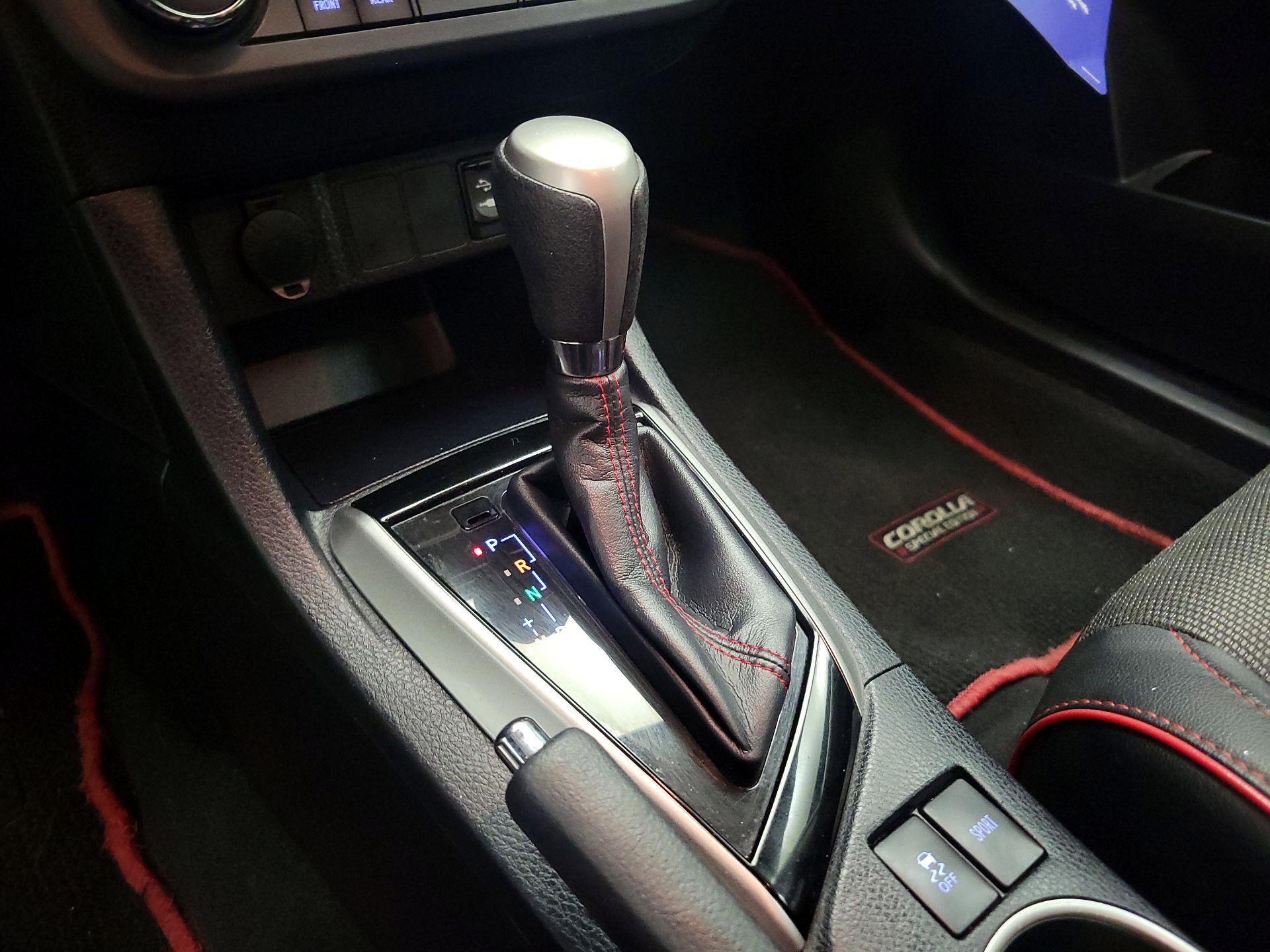 Thumbnail: 2016 Toyota Corolla - 15