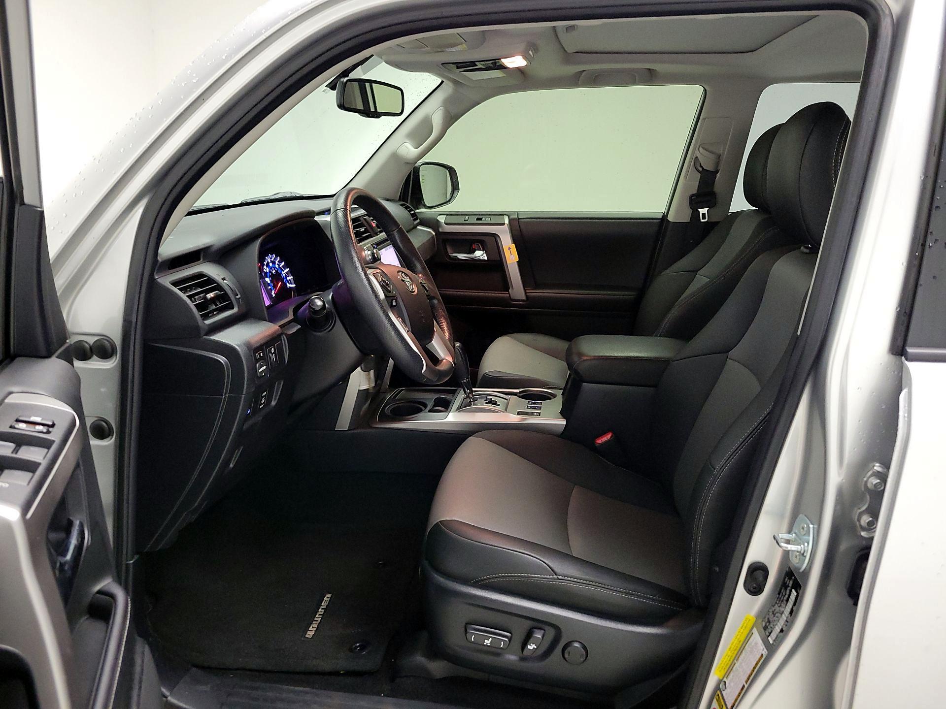 Thumbnail: 2019 Toyota 4Runner - 11