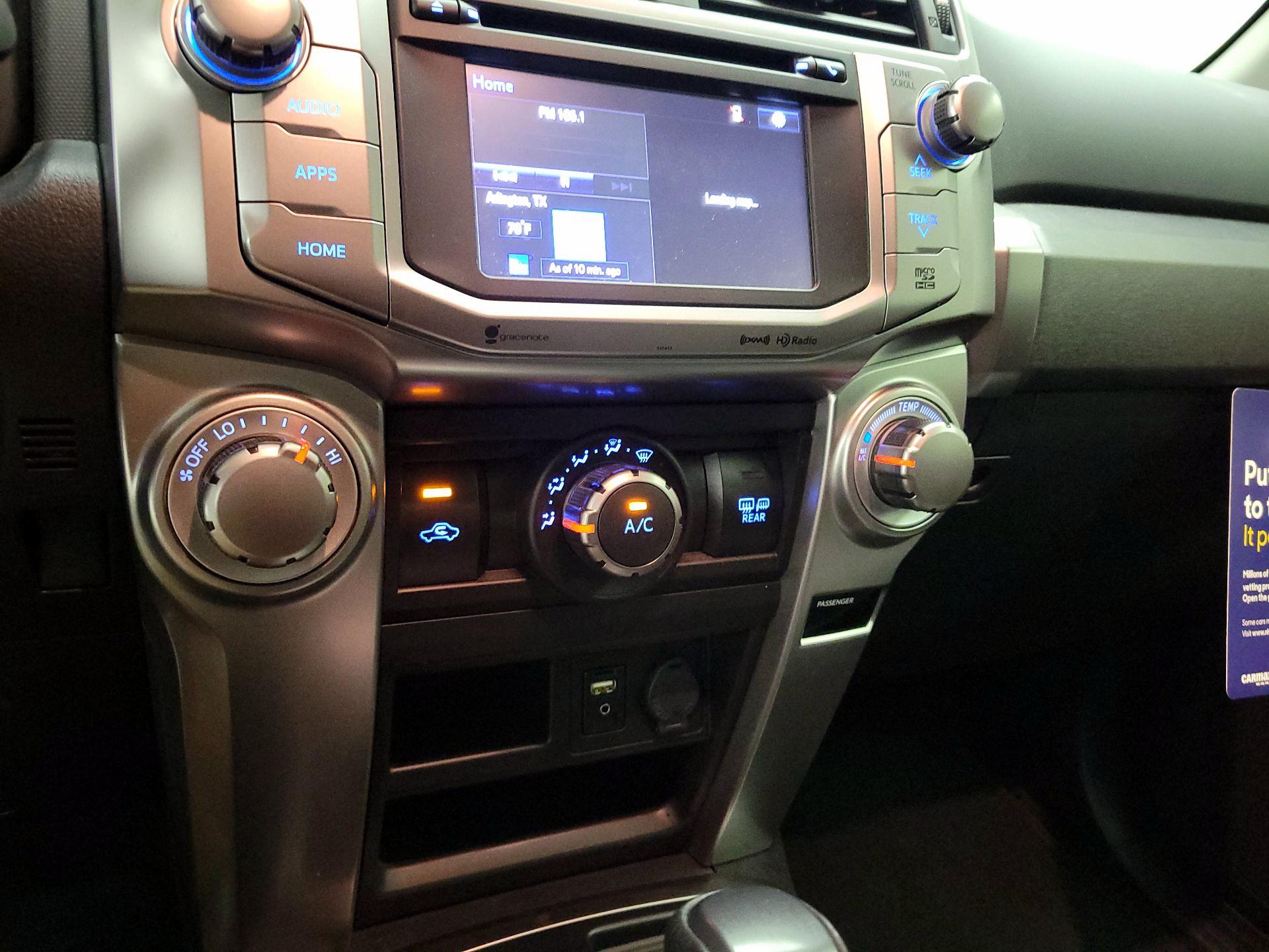 Thumbnail: 2019 Toyota 4Runner - 17