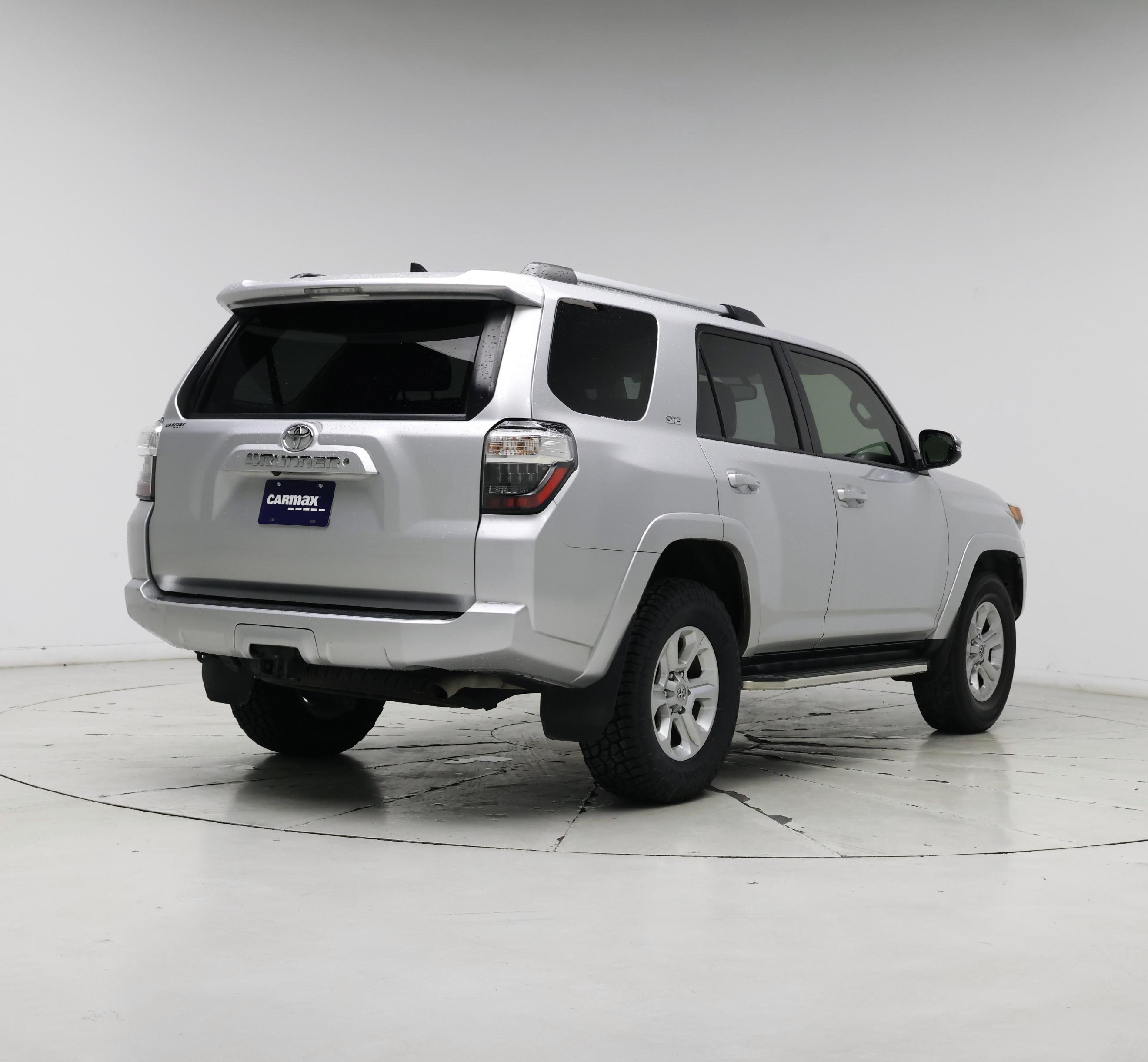 Thumbnail: 2019 Toyota 4Runner - 8