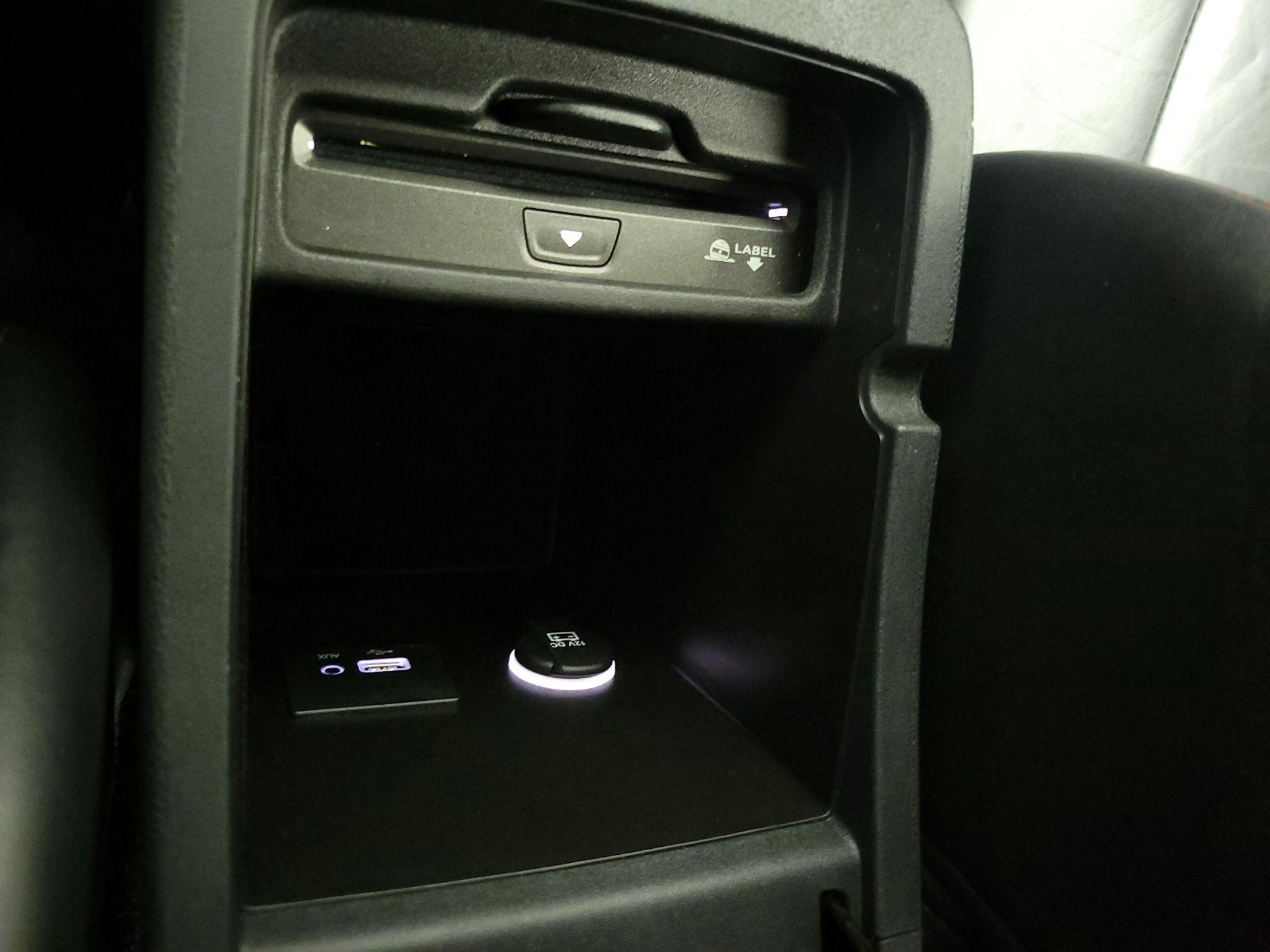 Thumbnail: 2014 Dodge Dart - 17