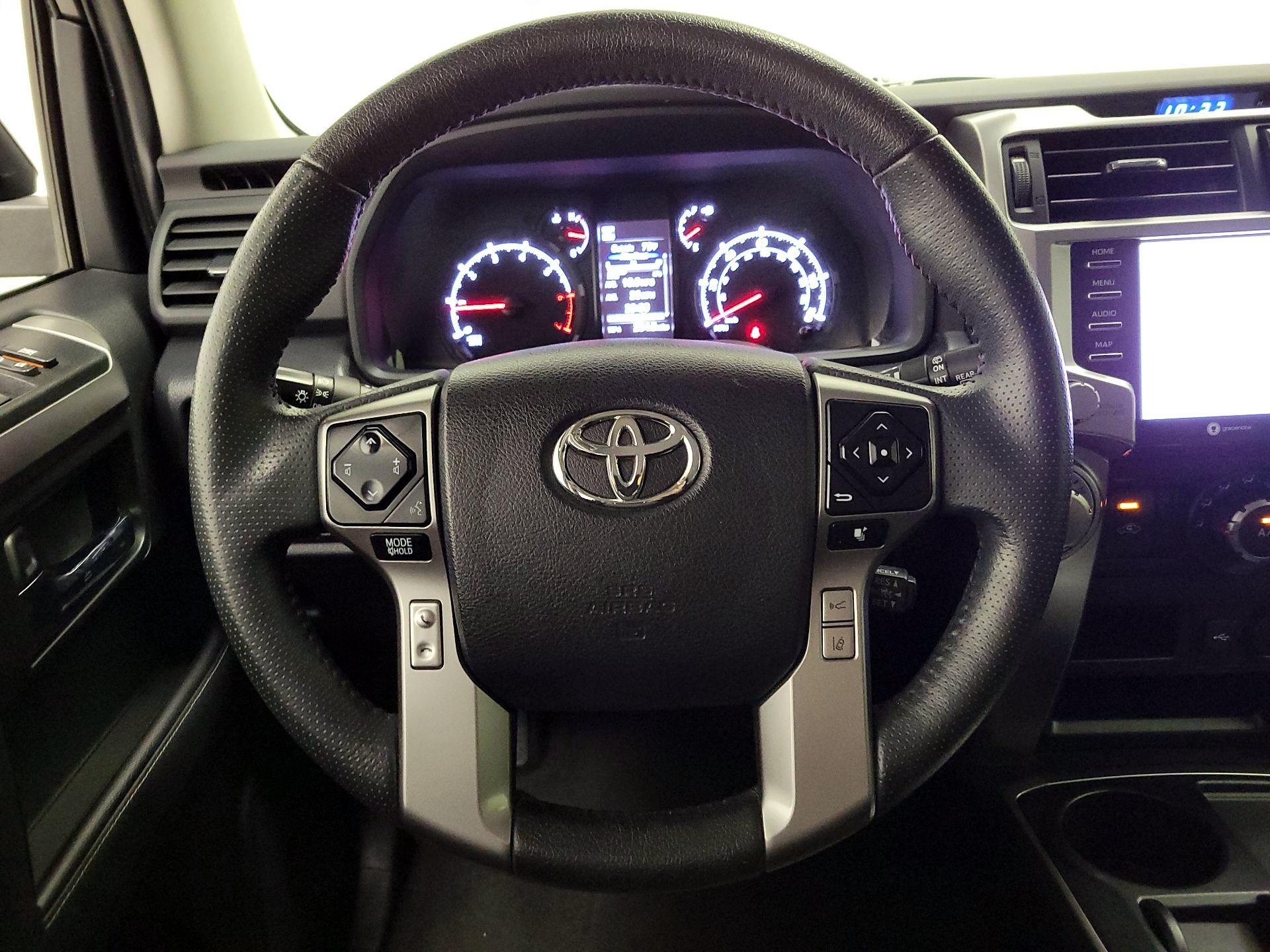 Thumbnail: 2021 Toyota 4Runner - 10