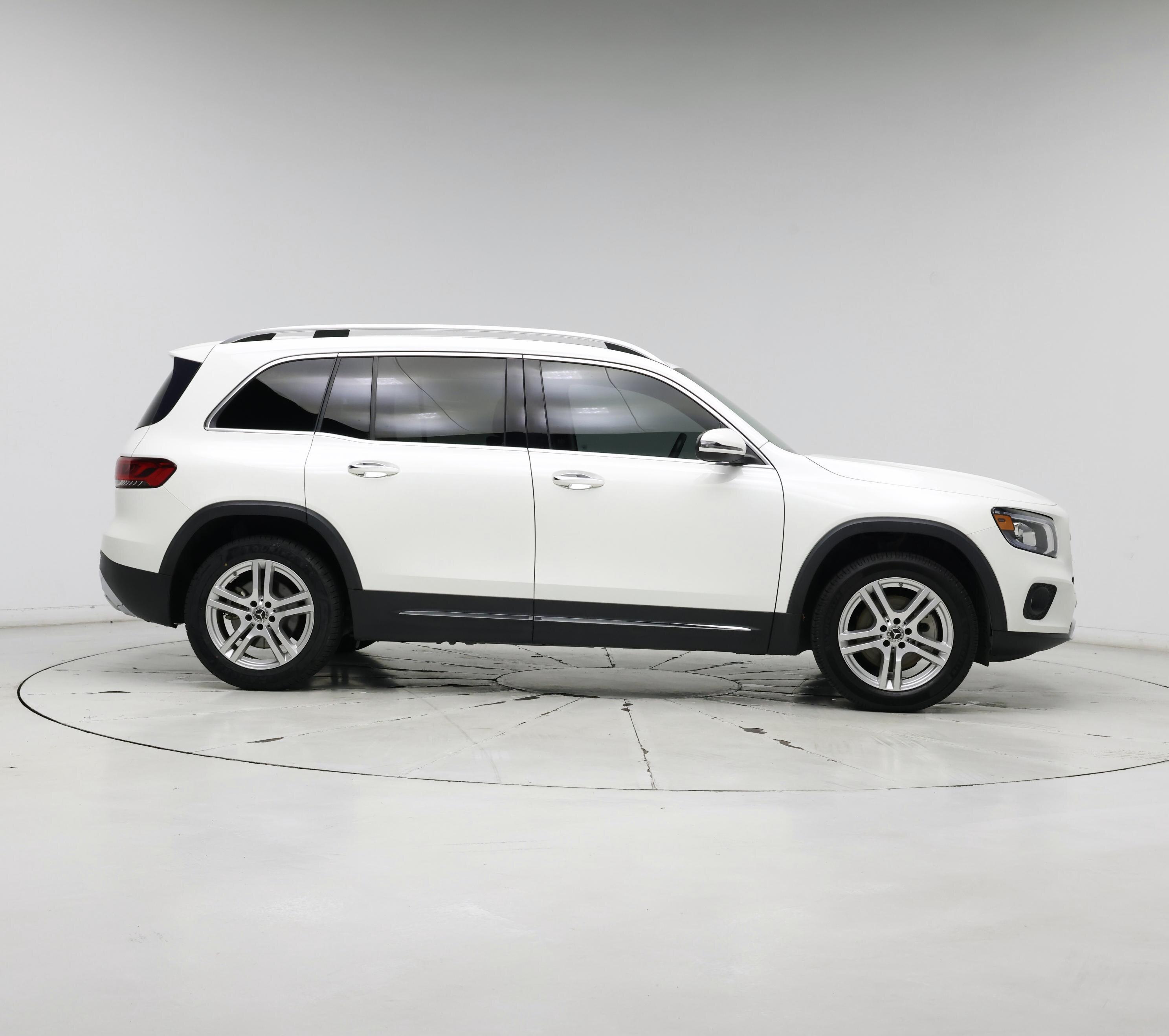 Thumbnail: 2020 Mercedes-Benz GLB - 7