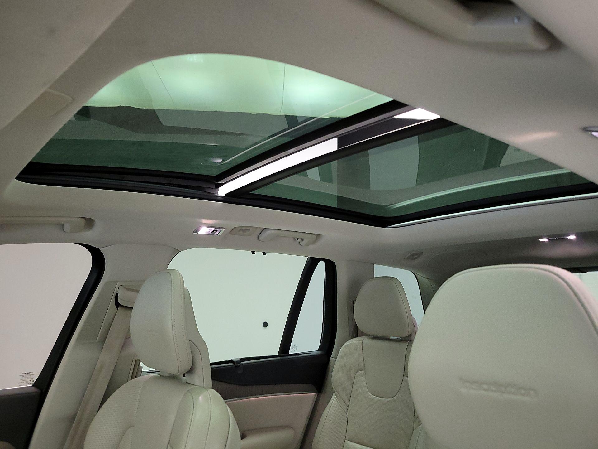 Thumbnail: 2020 Volvo XC90 - 19
