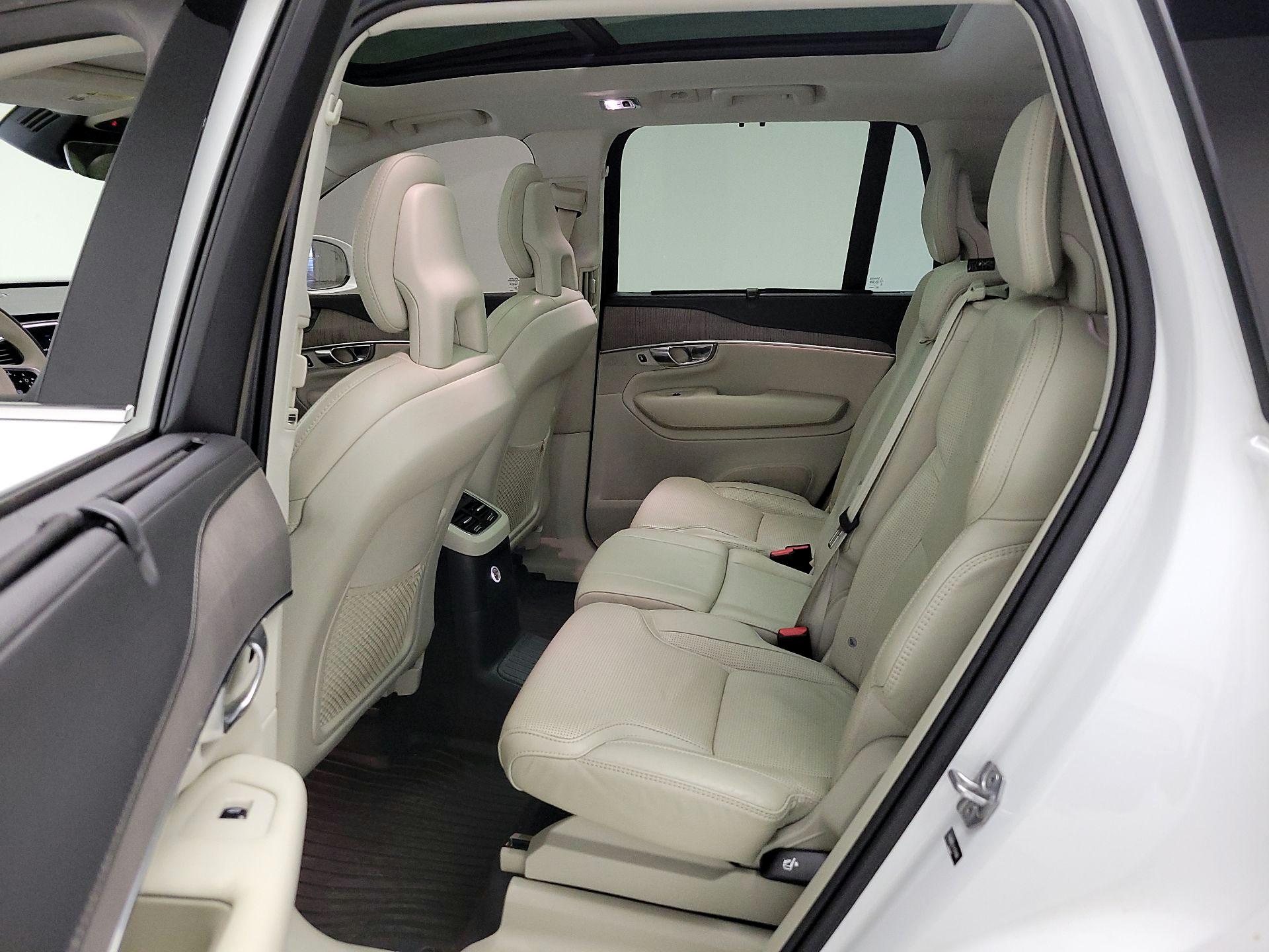 Thumbnail: 2020 Volvo XC90 - 20