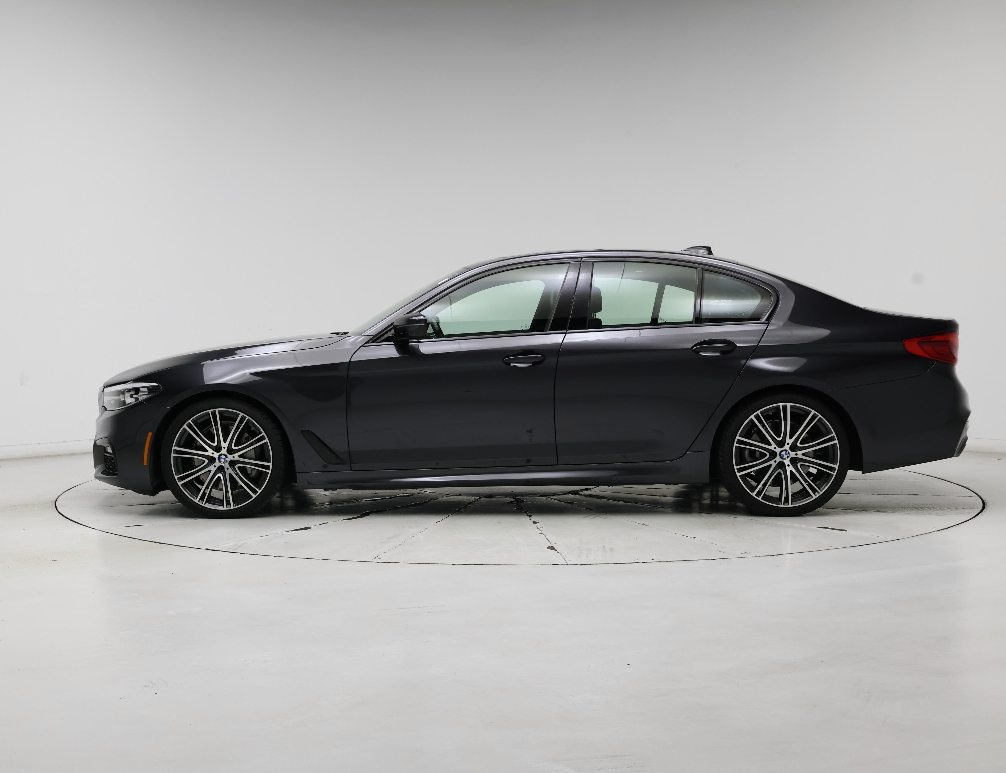 Thumbnail: 2019 BMW 5 Series - 3