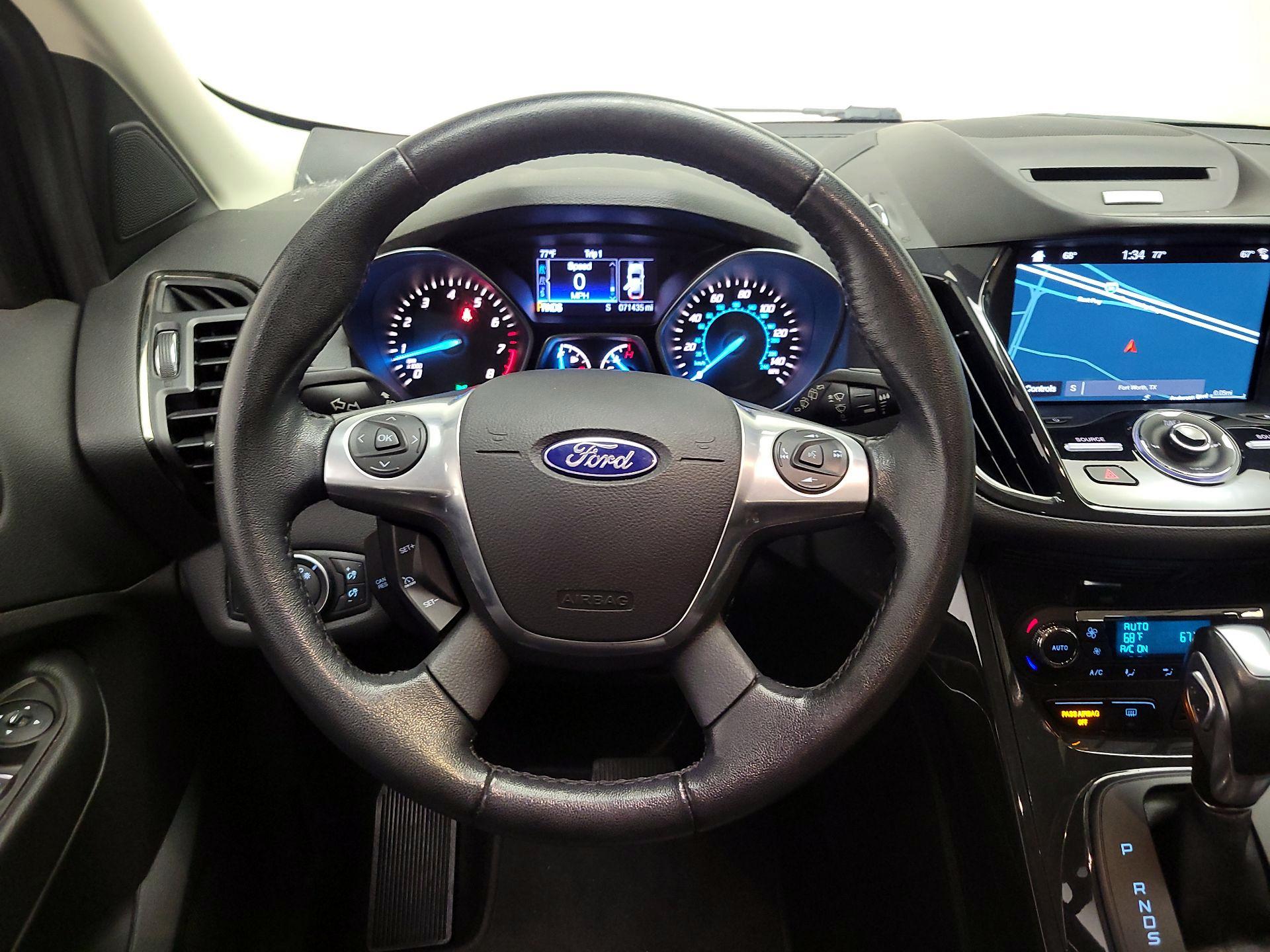 Thumbnail: 2016 Ford Escape - 10