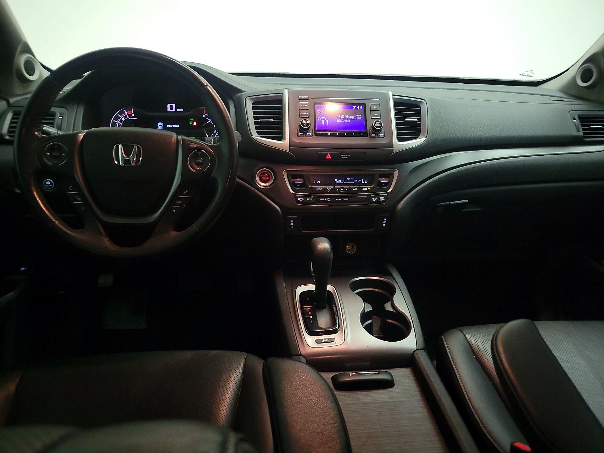 Thumbnail: 2017 Honda Ridgeline - 9