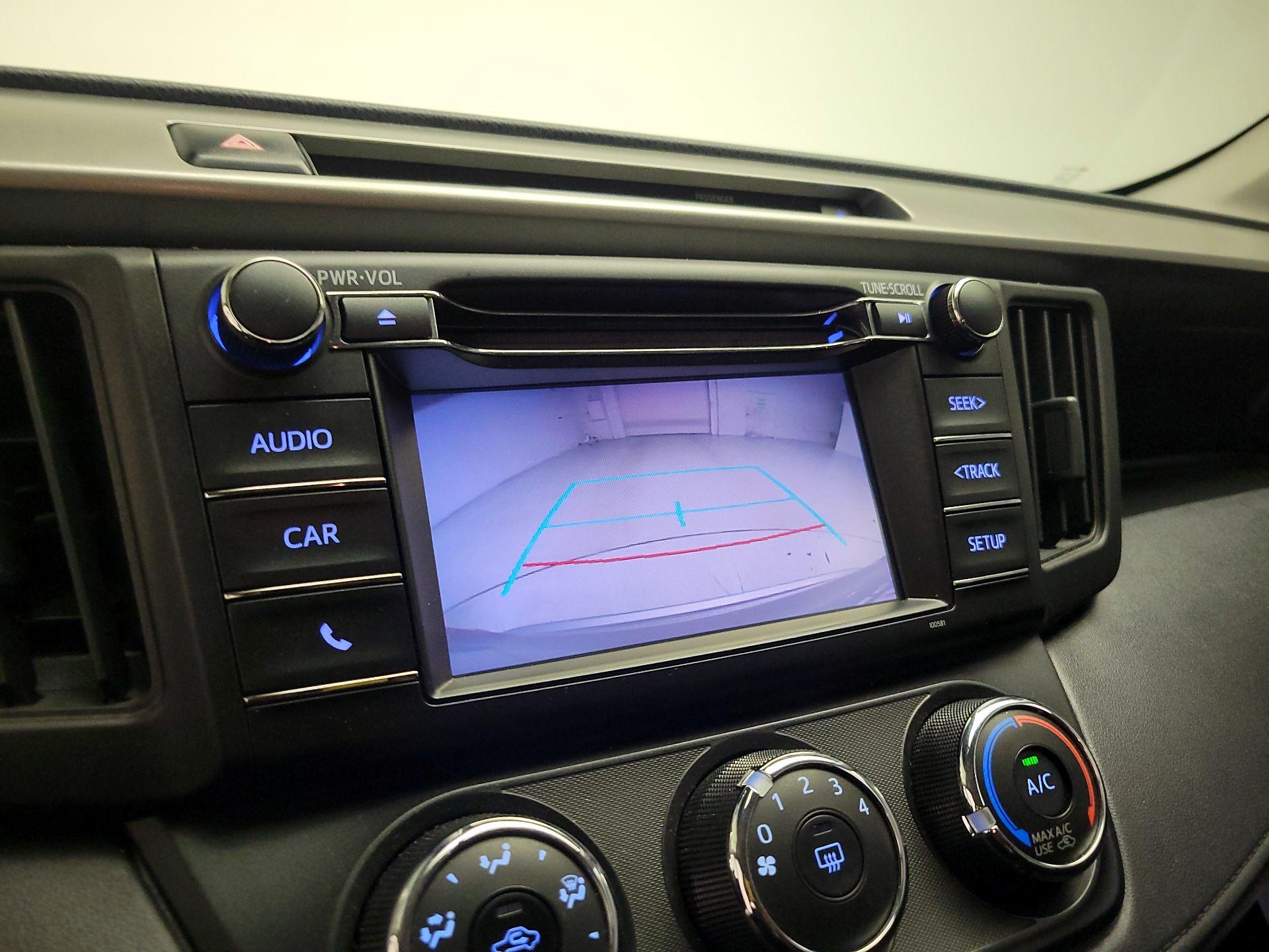 Thumbnail: 2016 Toyota RAV4 - 14