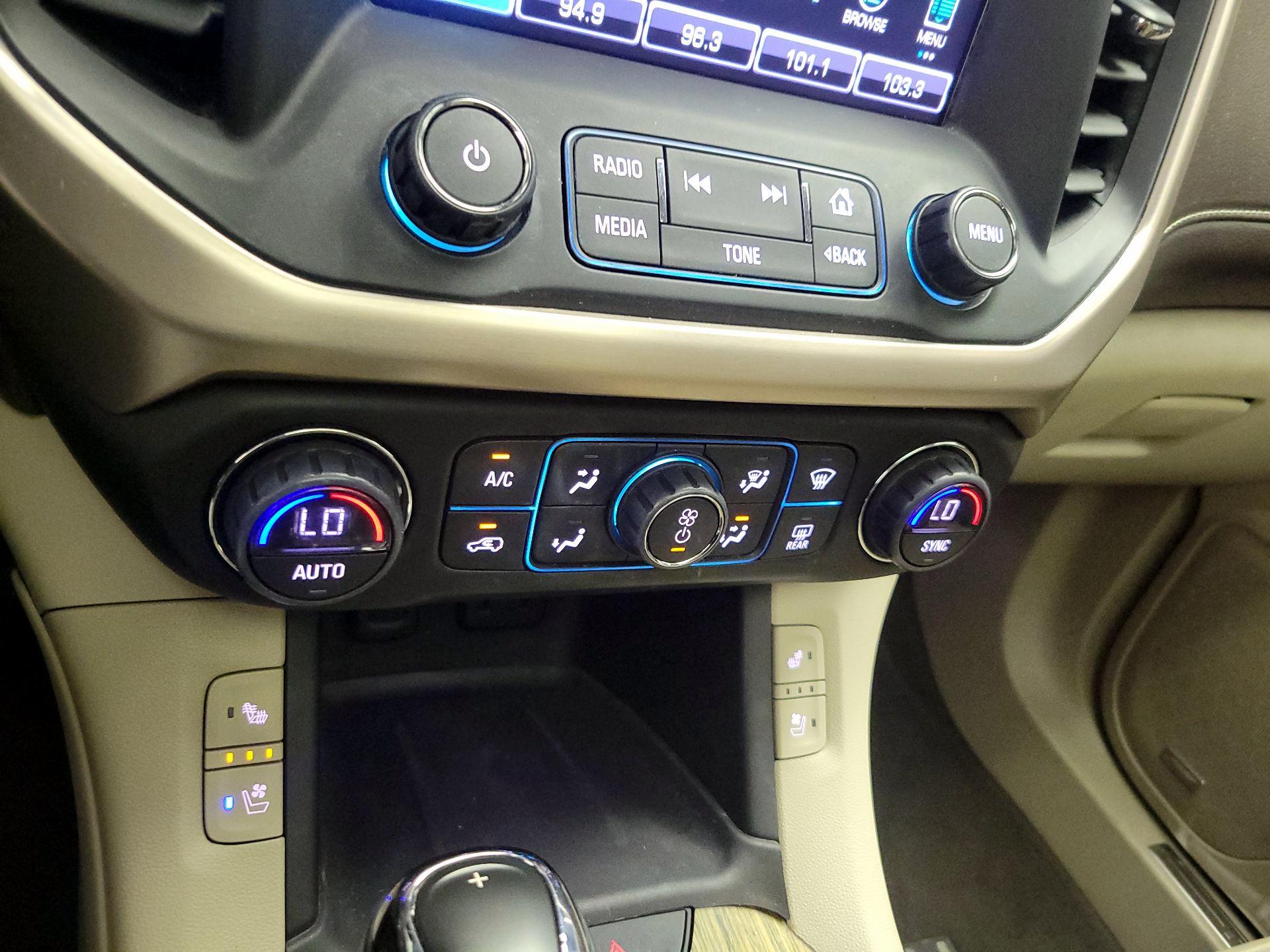 Thumbnail: 2018 GMC Acadia - 15