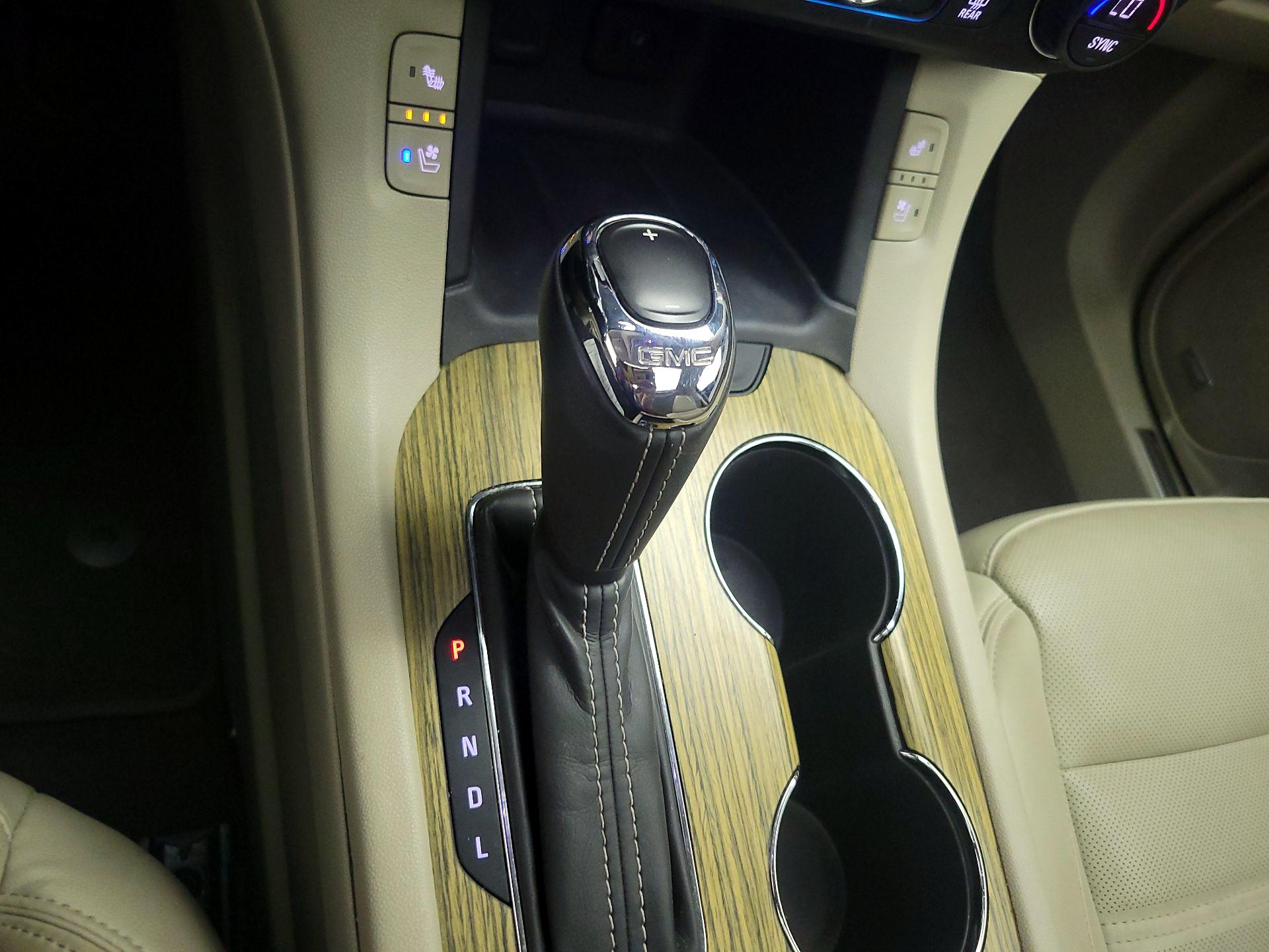 Thumbnail: 2018 GMC Acadia - 16