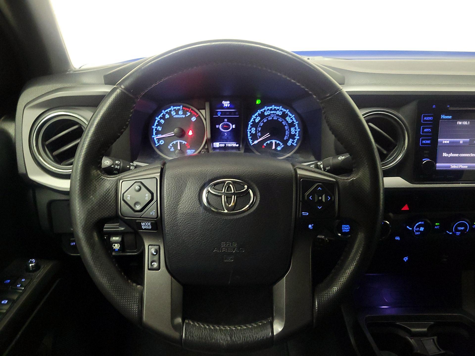 Thumbnail: 2017 Toyota Tacoma - 10