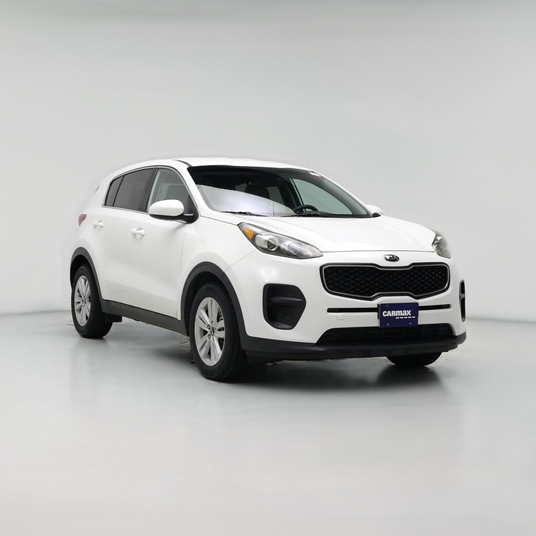 Thumbnail: 2017 Kia Sportage - 1
