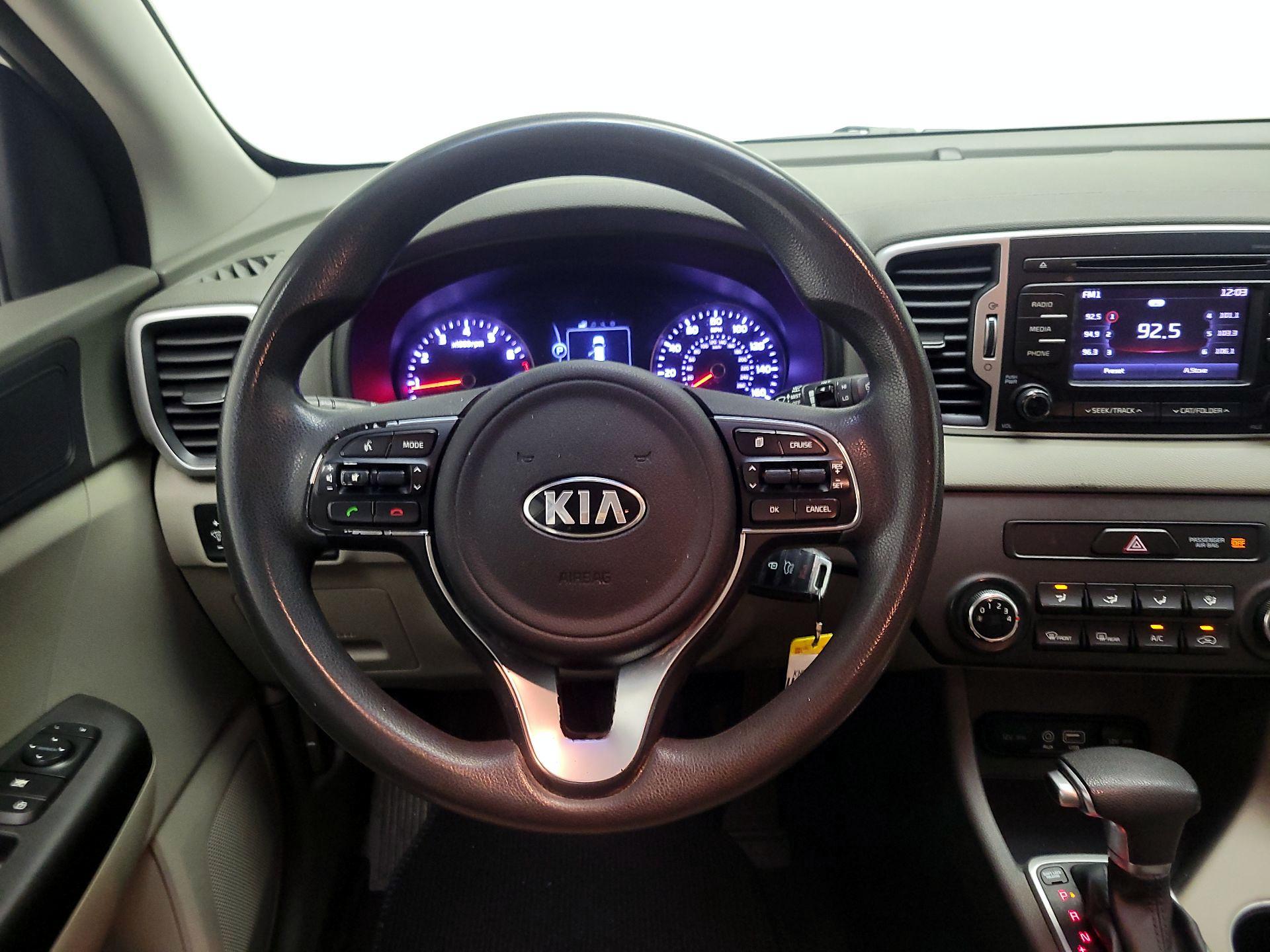 Thumbnail: 2017 Kia Sportage - 10