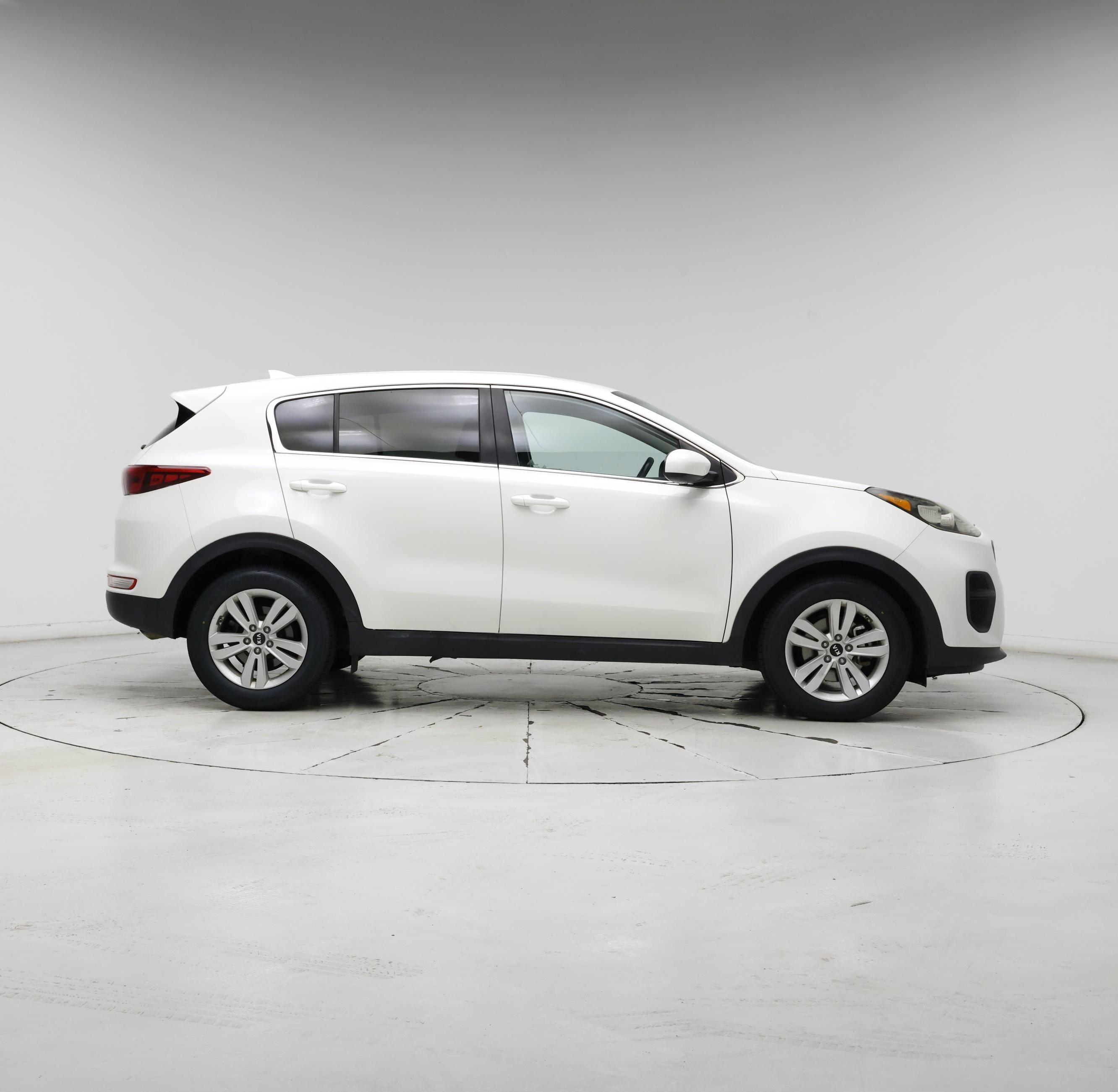 Thumbnail: 2017 Kia Sportage - 7